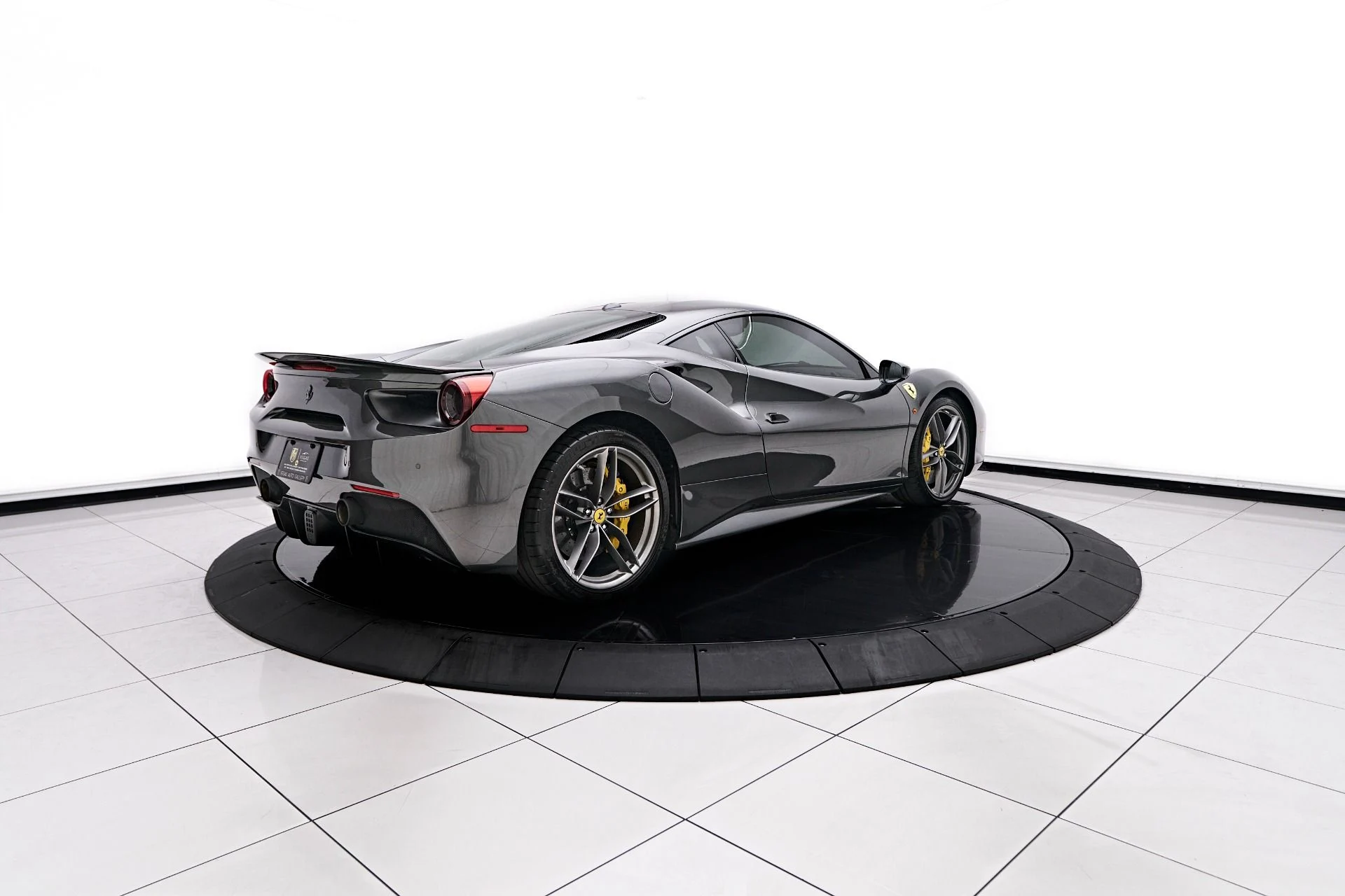 mph014_1304838290_Used_2016_Ferrari_488_GTB_Base_1755995710_d8e2a63ced