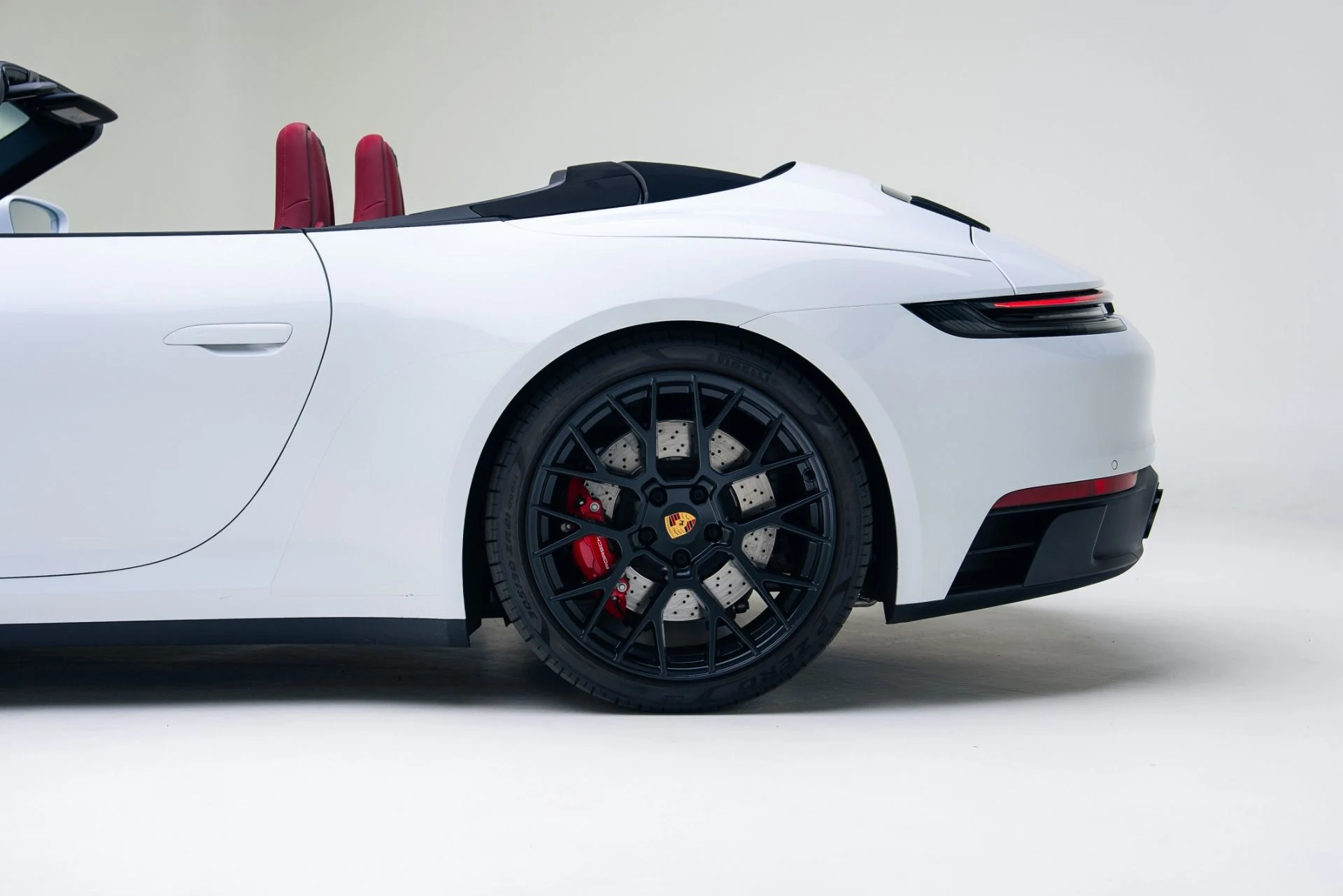 mph014_131219912_Used_2022_Porsche_911_Carrera_4_GTS_1764979755_4d55421aec