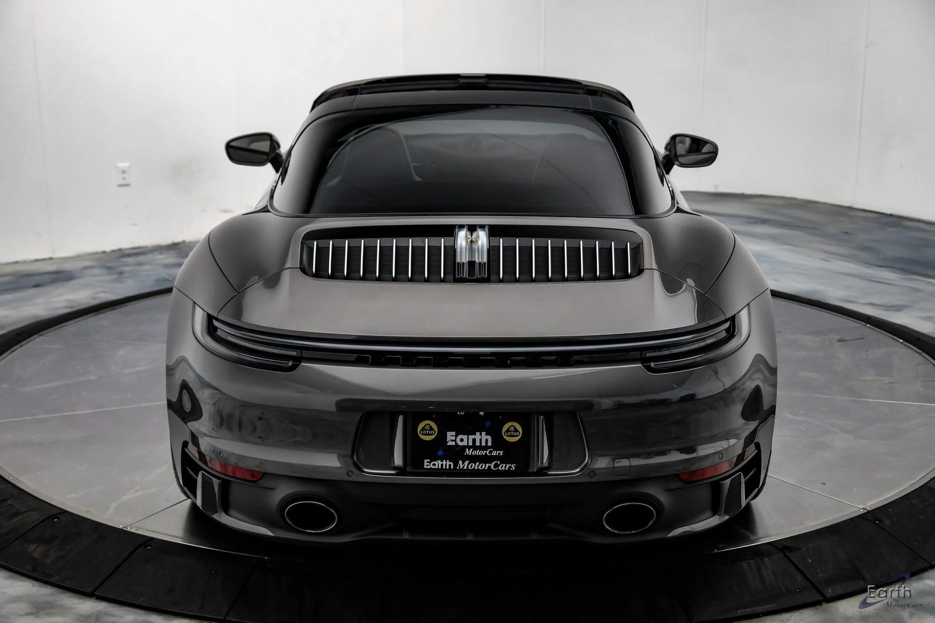 mph014_131261400_9dee227d5c64186fcafa7721bb3484ebx_9cbe0dc691