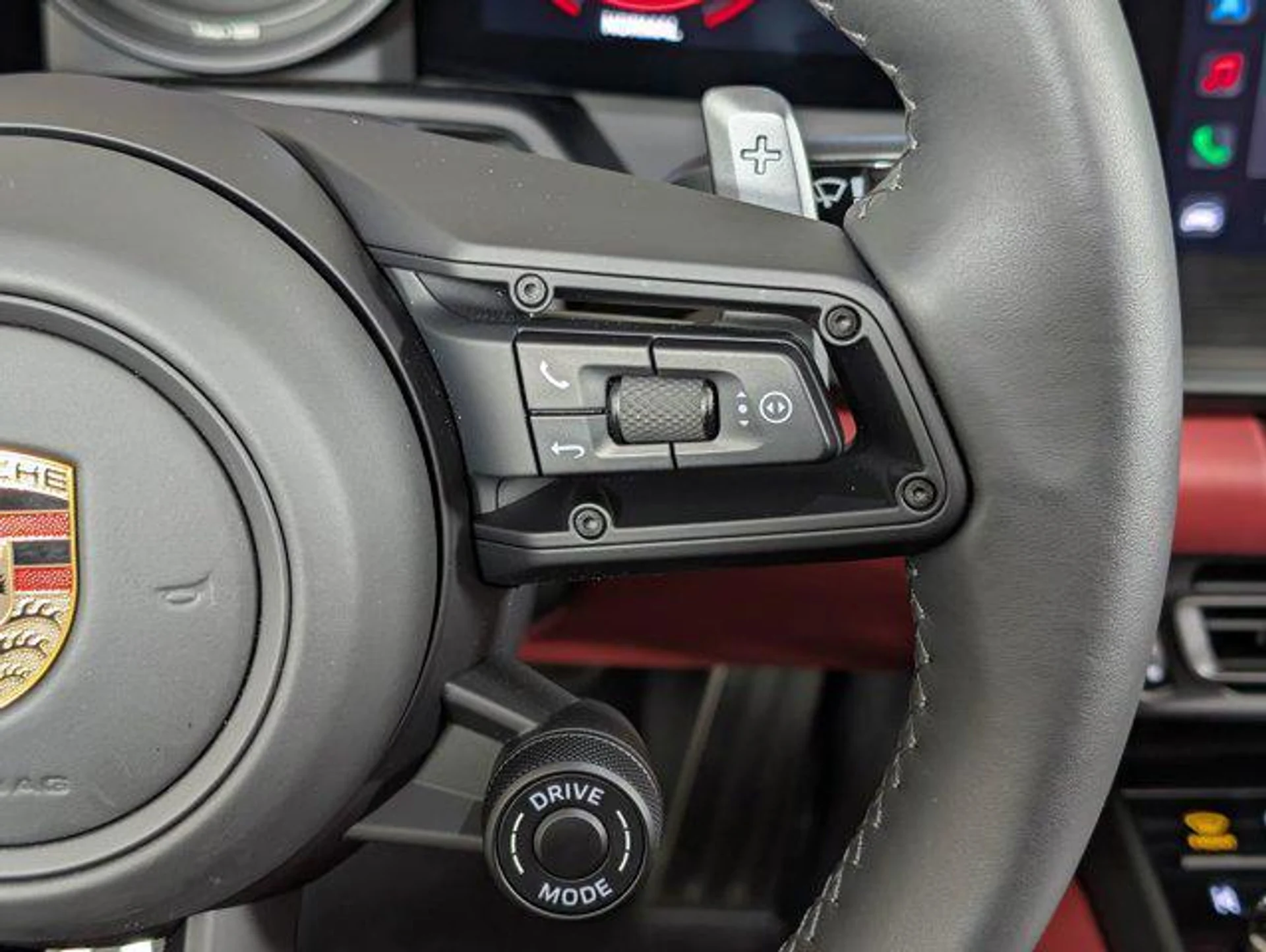 mph014_1313055604_GHD_SMPYUTNA_Jmi8t7_OS_2_CCR_3_UY_00a2deeaf1