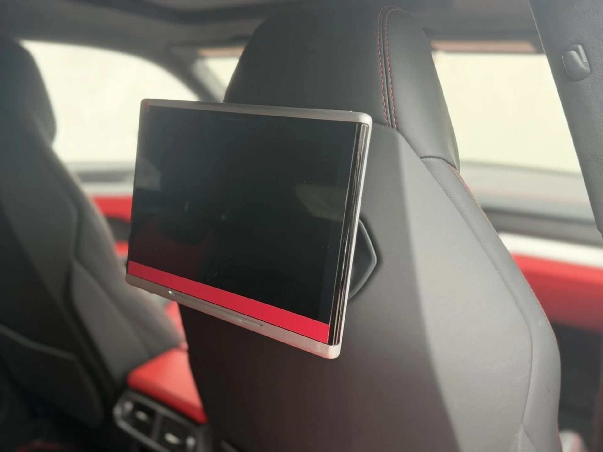 mph014_1313327922_b04fe09ec9cce4f9f9eb7f31b733f9ef_2dad037b80