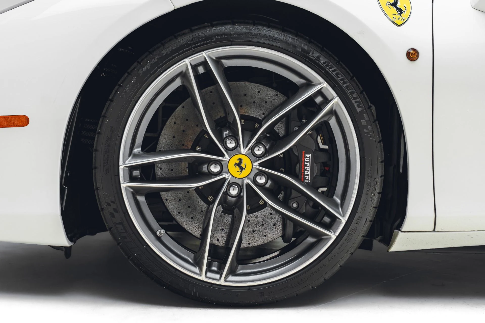 mph014_131385440_Used_2018_Ferrari_488_GTB_1781823471_fa79f9ca7e