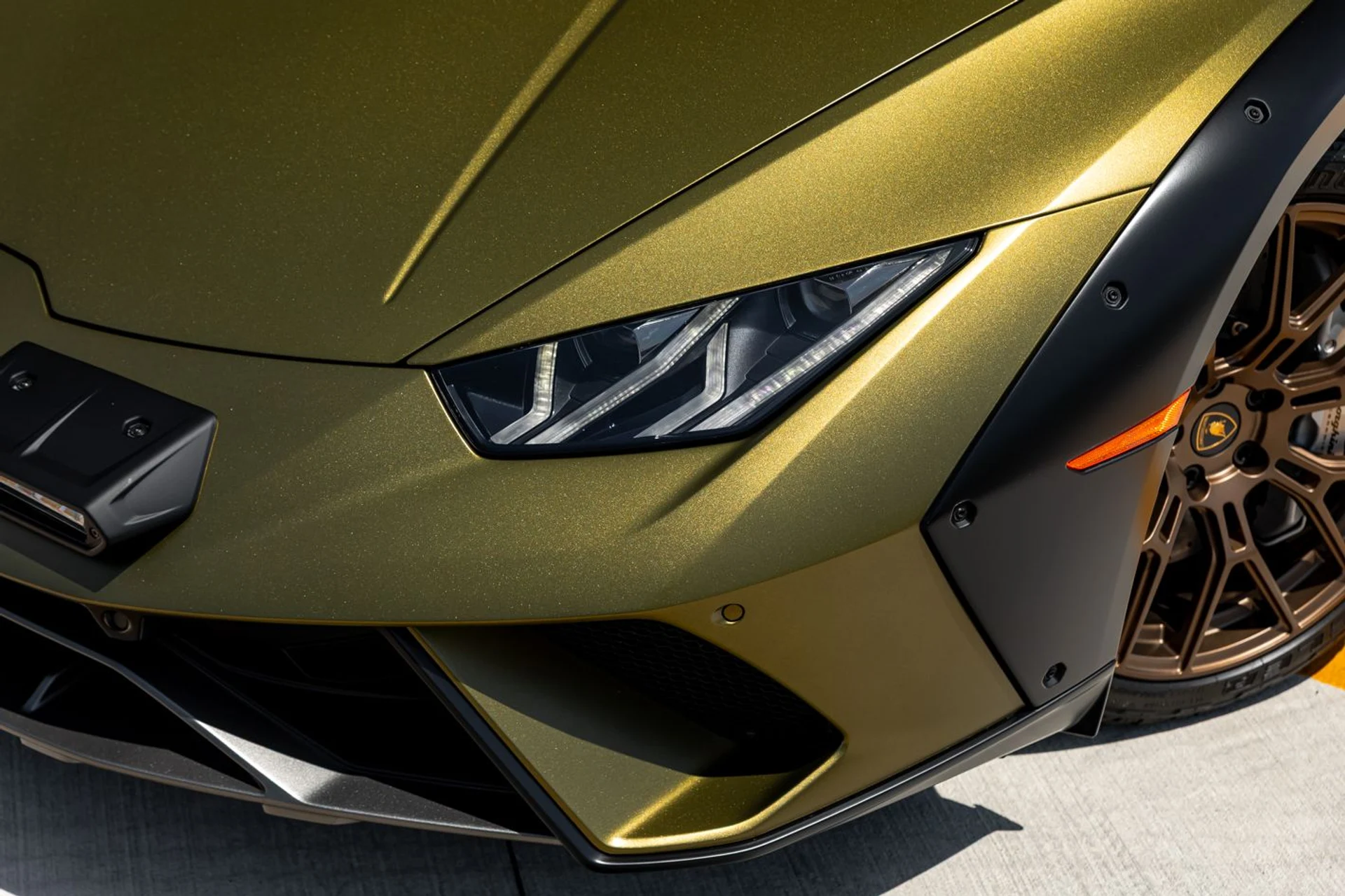 mph014_1314042625_Used_2024_Lamborghini_Huracan_Sterrato_b034e92963