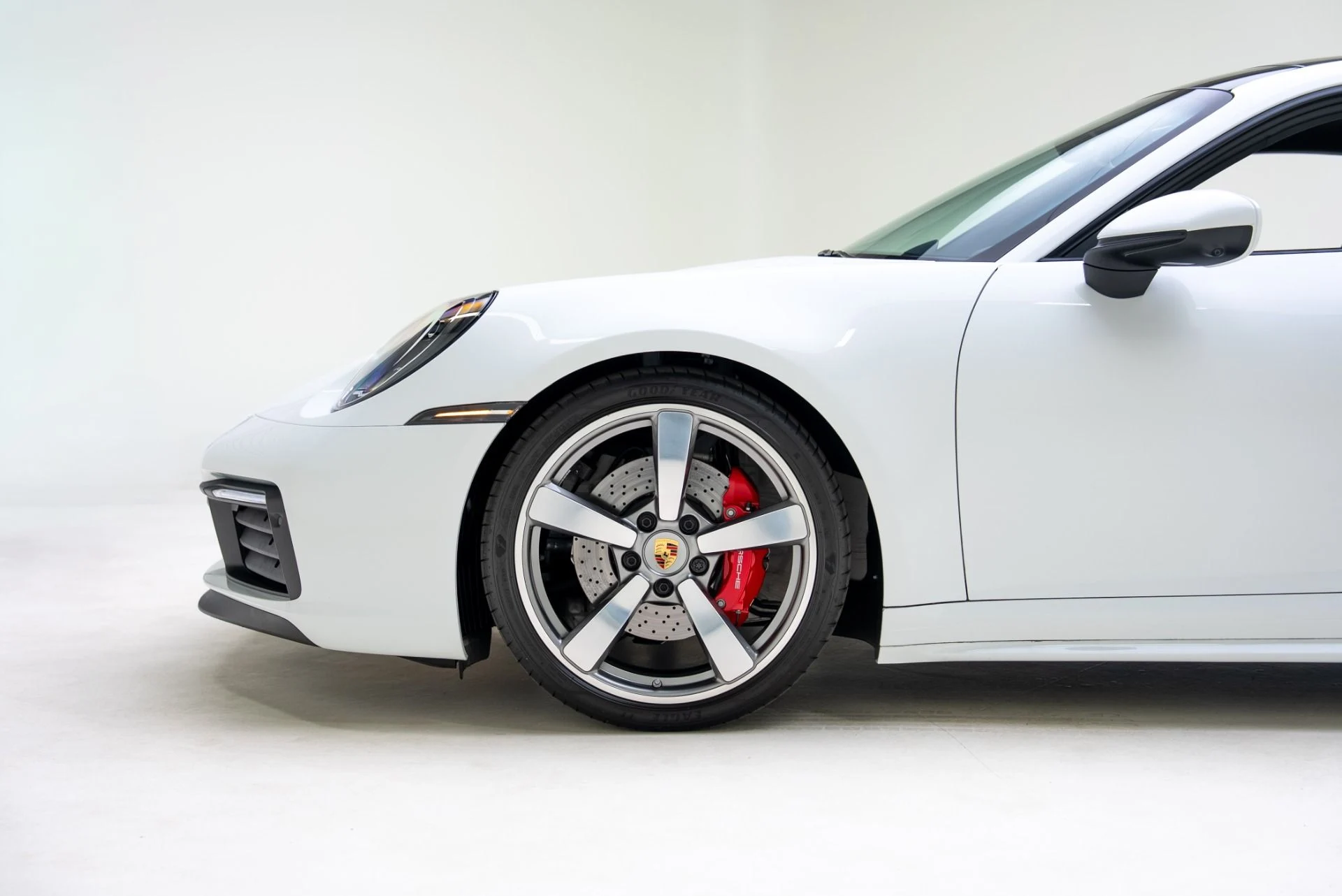 mph014_1314579785_Used_2024_Porsche_911_Carrera_4_S_1768935320_ffede55ce7