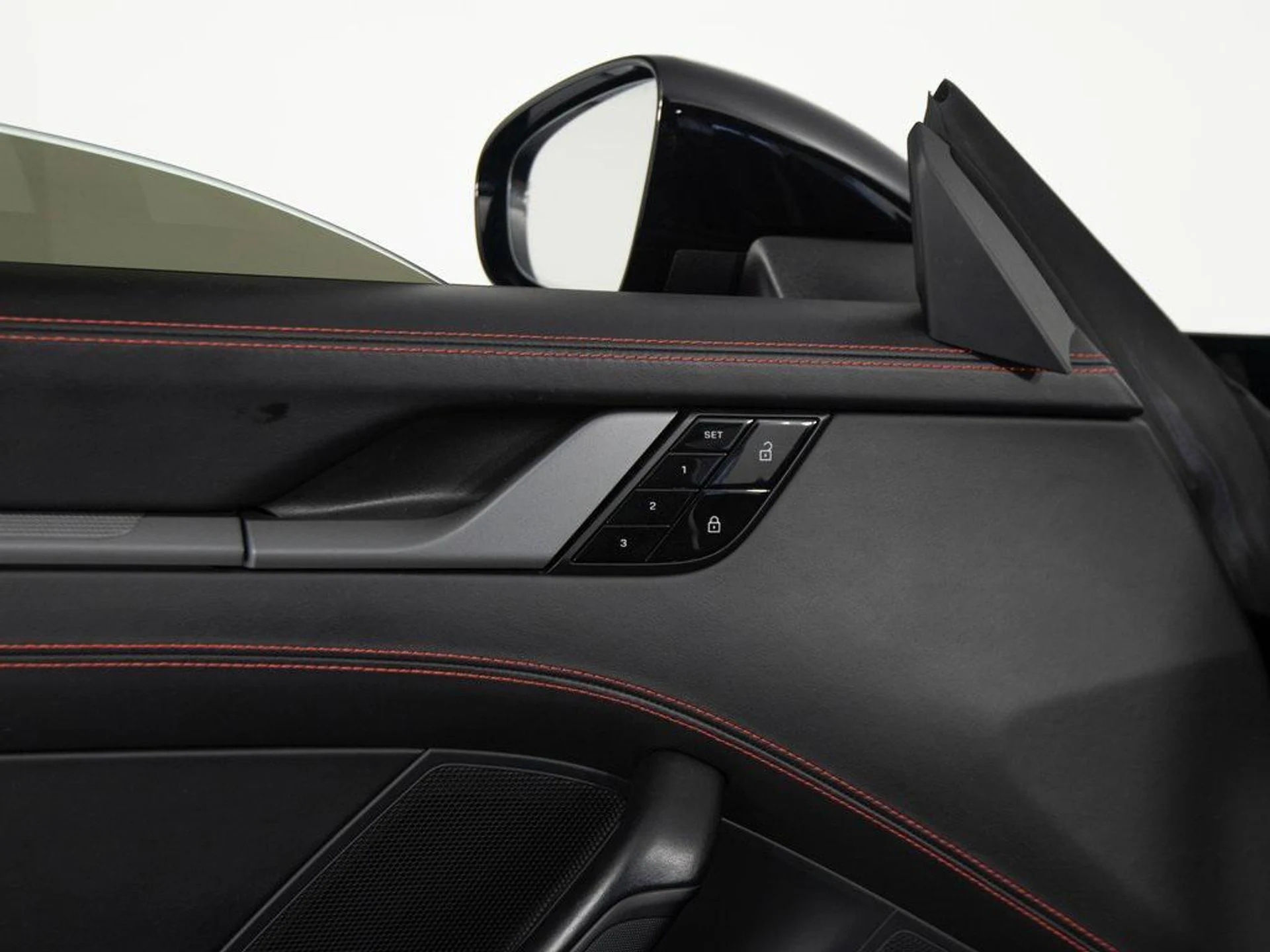 mph014_1314598504_z5_JEKMXU_Kp_K_Mfu_yt_Fs_J_Mbj_F2w_E_76b9eeb516