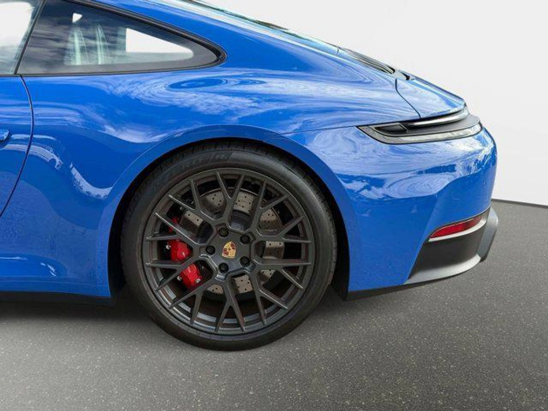 mph014_1318433445_Q0m_V34_R_Zx_Ri_Sp8_Ii_Mr_Vtx_It3_XSE_a5fce9fd31