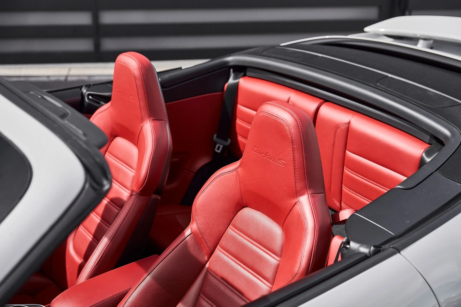 mph014_1323218100_Used_2022_Porsche_911_Turbo_S_1772308160_bb4c2cd8c7