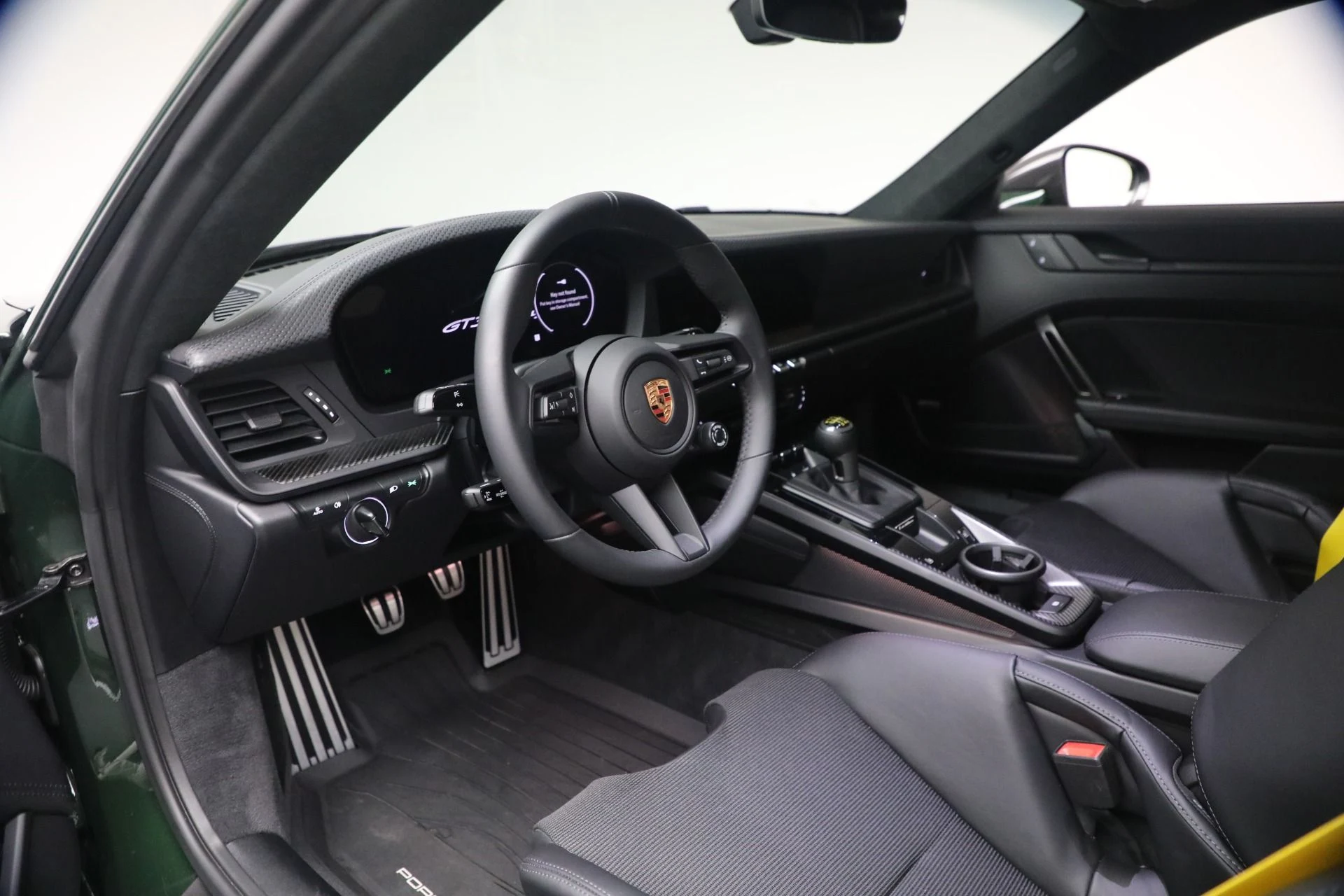 mph014_1325485388_Used_2026_Porsche_911_GT_3_Touring_1782409830_7b474a0975