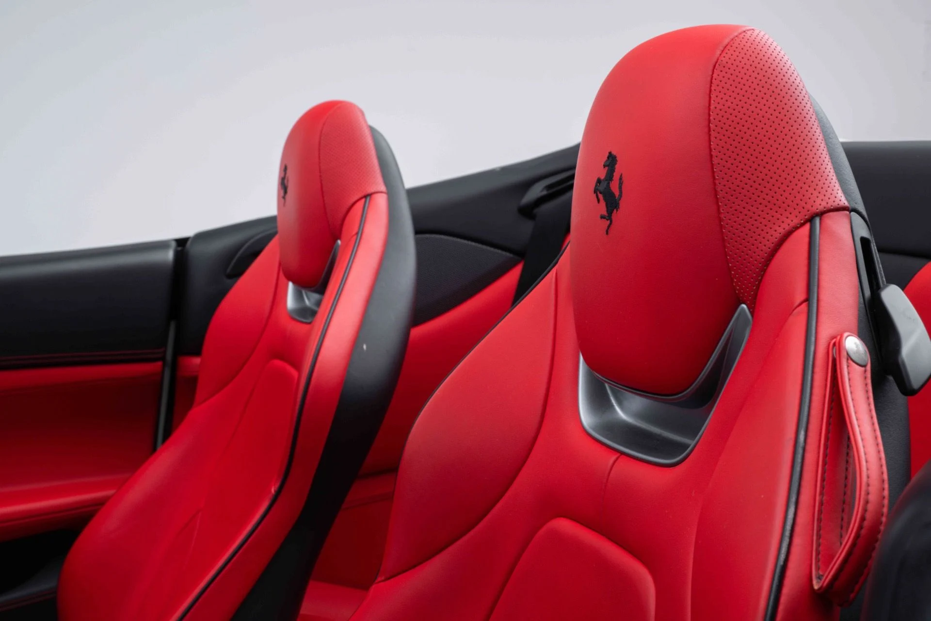 mph014_1332935838_Used_2020_Ferrari_Portofino_1774467205_d5f88807b9