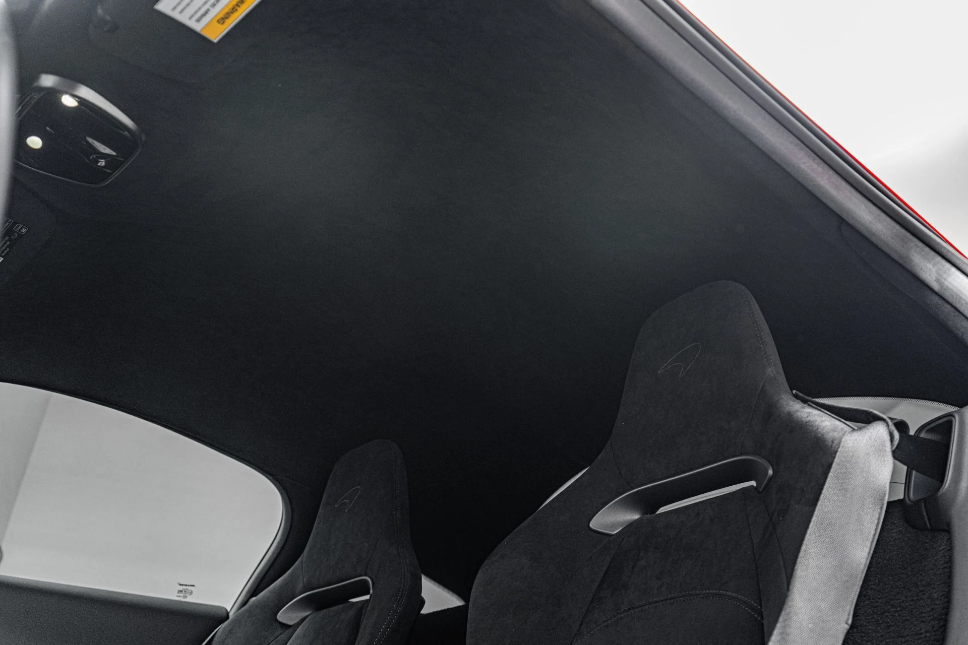 mph014_1342210137_Used_2023_Mc_Laren_Artura_1776720218_dd760f3734