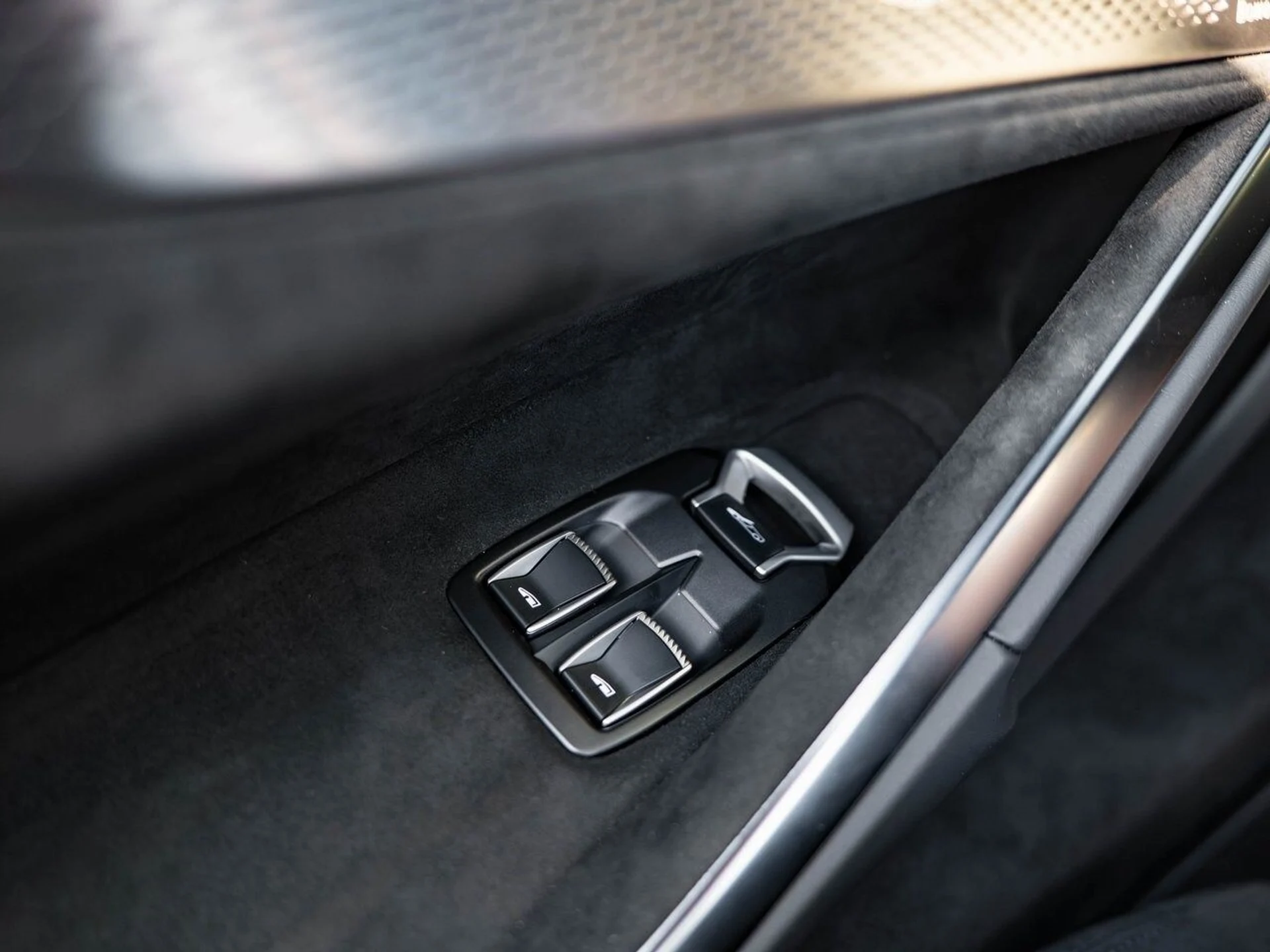 mph014_1345304956_5ab620fd531d8be720f2d7db3832b356x_82bcf1500a