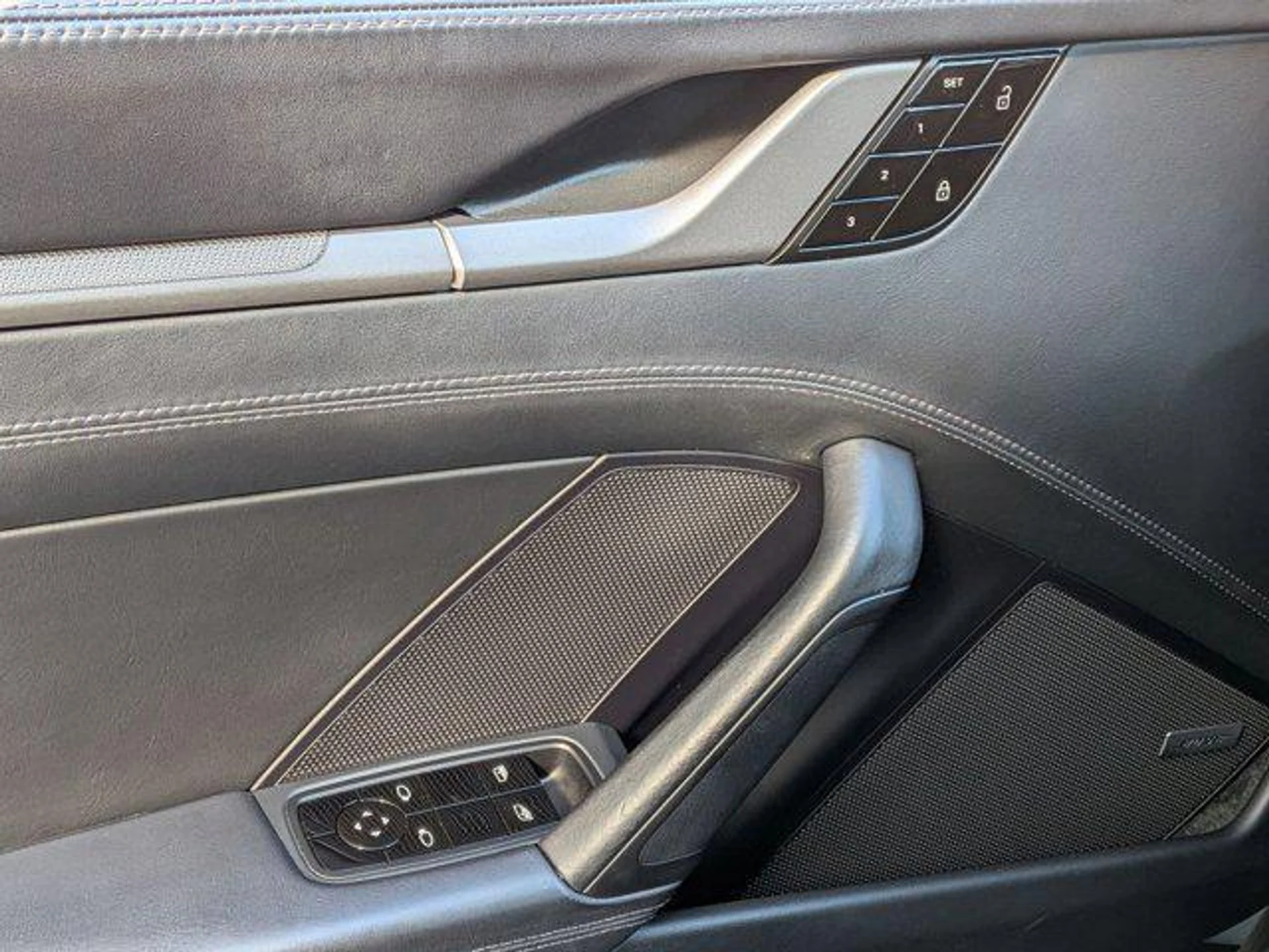 mph014_134580215_aq_t_C4nvdb_FP_6_AG_1fe_G8p_DM_Ew_M_b554141b22