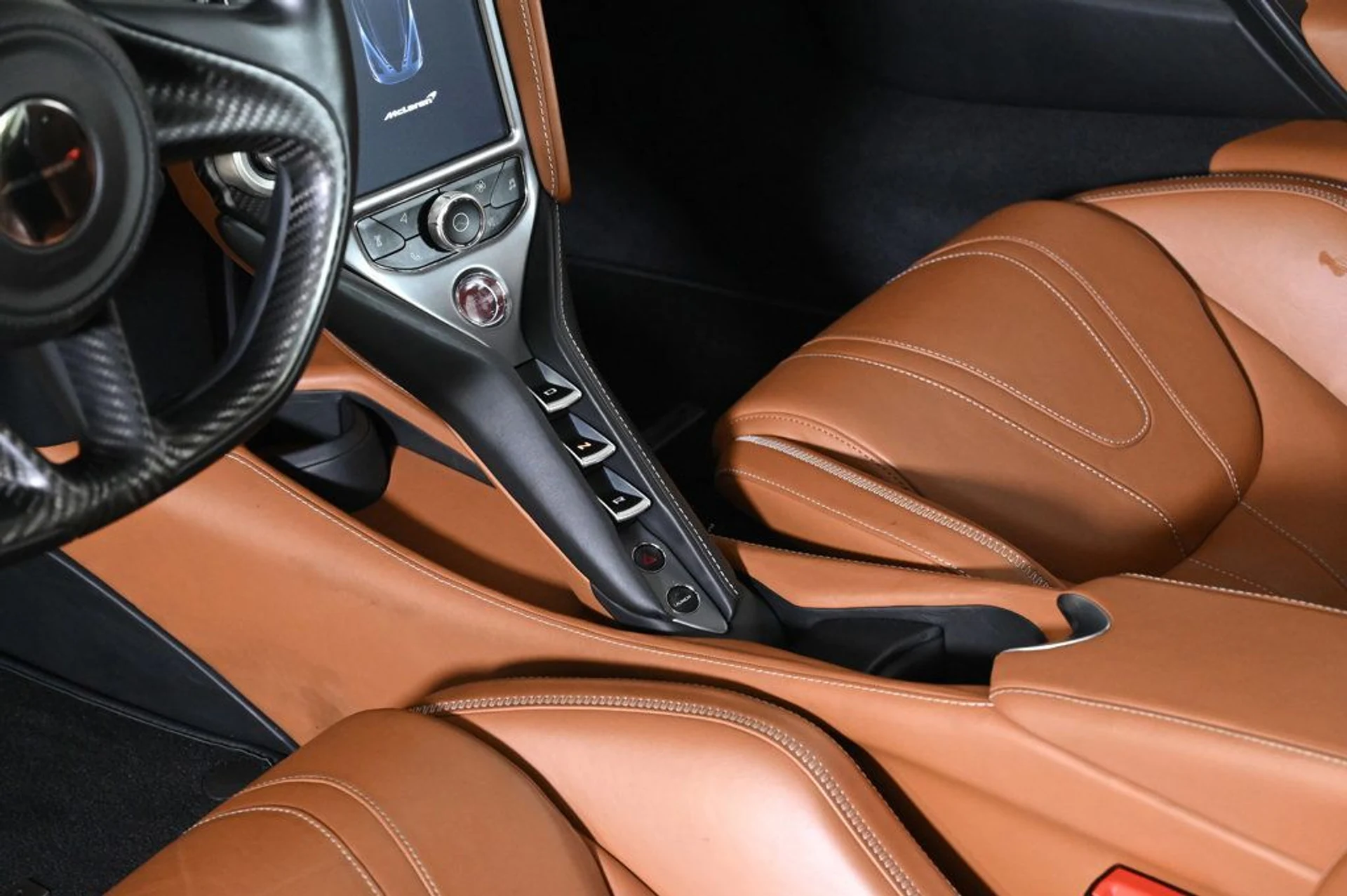 mph014_1348858286_used_2018_mclaren_720s_luxury_11350_22954018_14_1024_bcb75eb62c