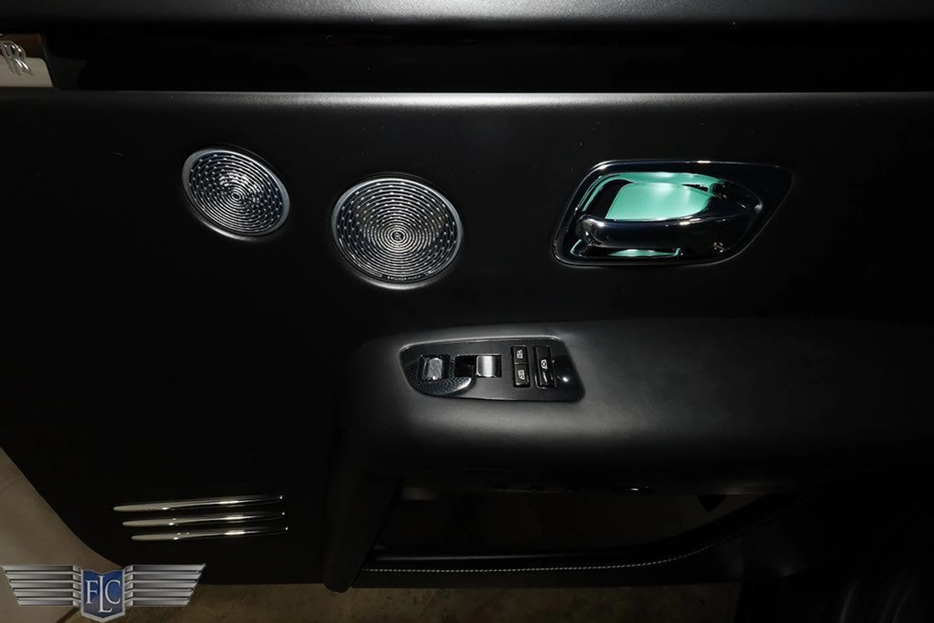 mph014_1349296334_used_2021_rolls_royce_ghost_ewb_sedan_9689_23033984_15_1024_685195f6a7