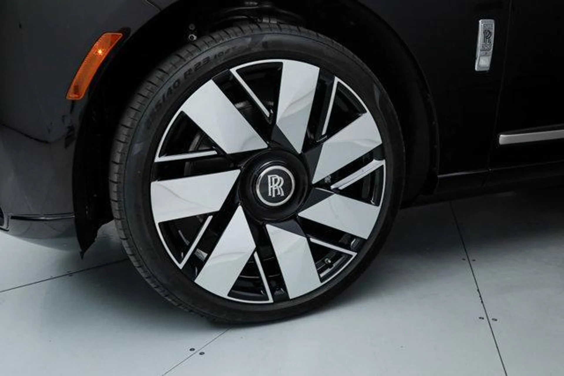 mph014_1352736305_p66e_E3_YNXS_Pb35a0_Yo_SY_Ps5t_Zx_Q_fc484ee1d7