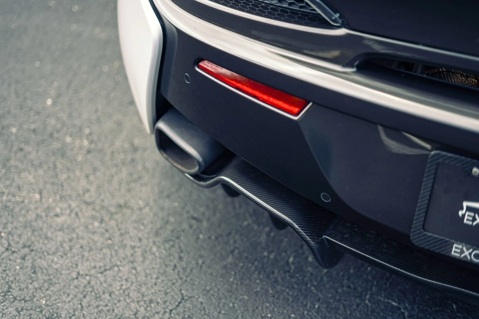 mph014_1360262687_Used_2016_Mc_Laren_570_S_w_a_236_K_MSRP_LOADED_w_MSO_Carbon_Options_1776279753_074357b4c7