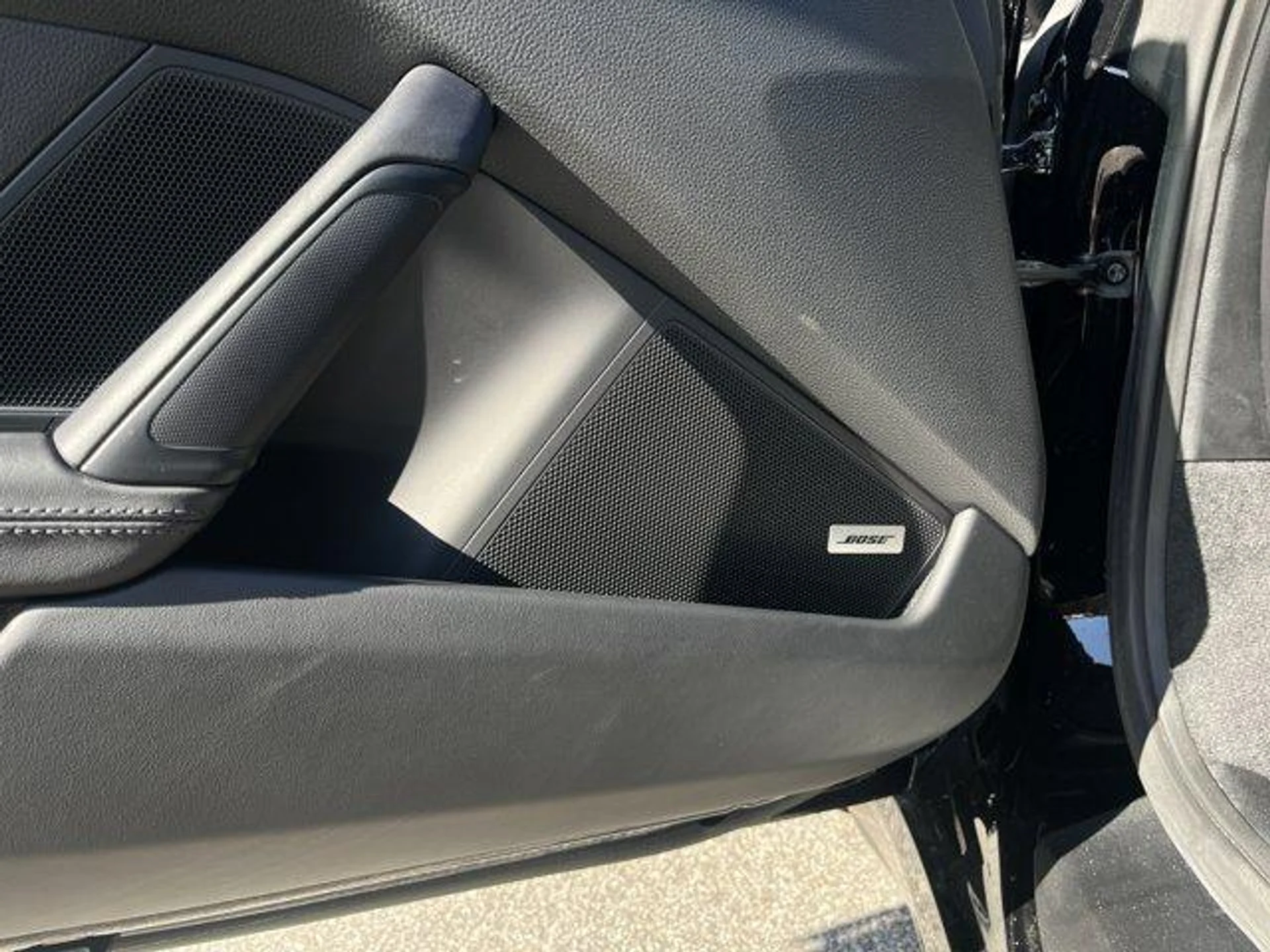 mph014_1370341258_Pr_CO_6s_Ey_Vz_Ppx31_YVW_own_HZ_8_0ae01288c9