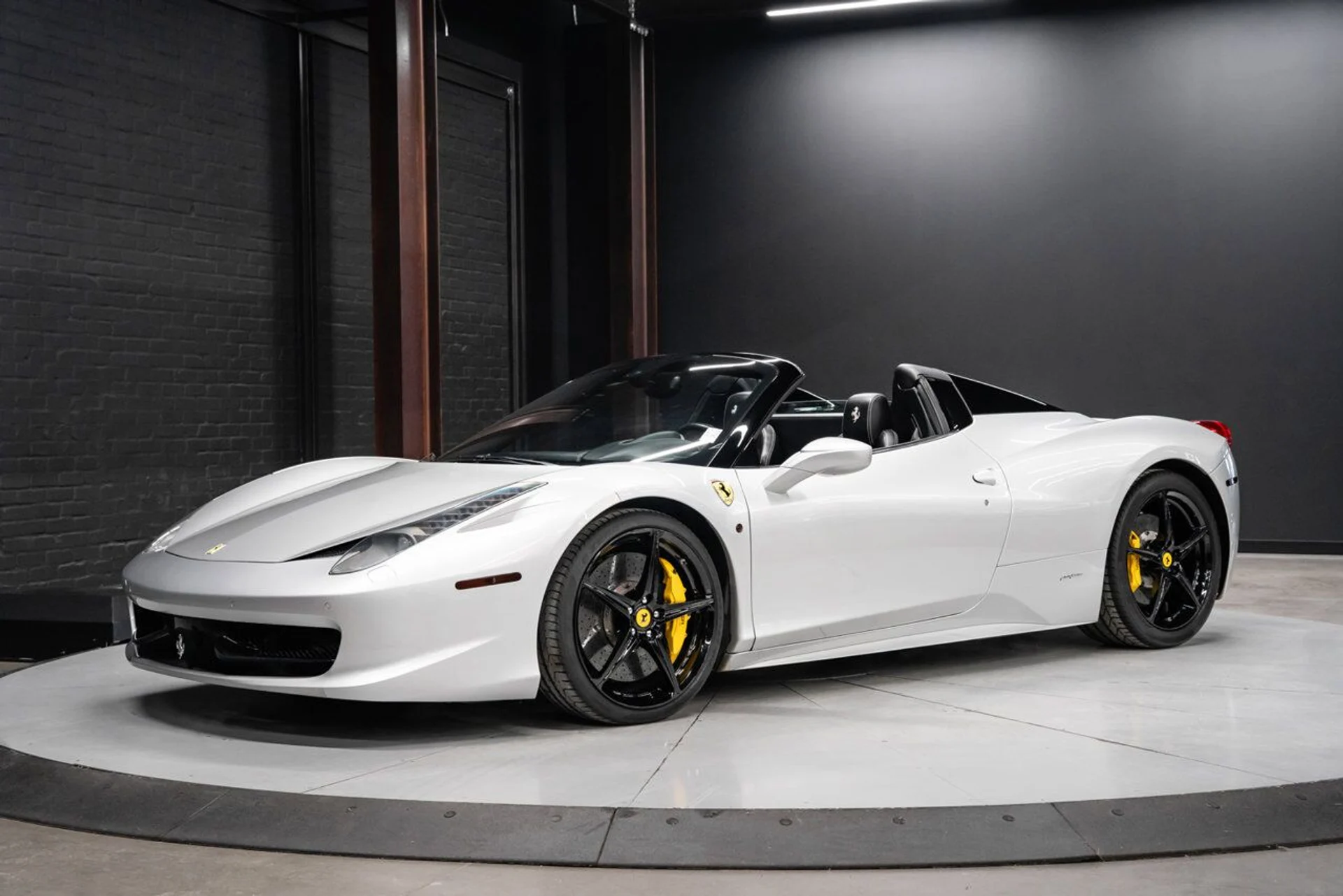 mph014_1375382142_ferrari_458_italia_2013_5846b07a52