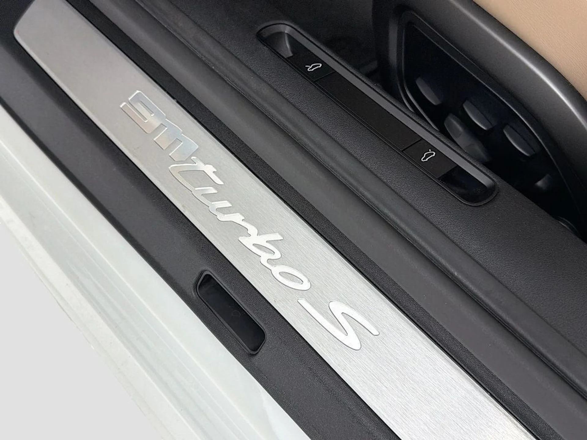 mph014_1375499138_802665b8dfe93467fa988bf0cb7a110b_0d72074016