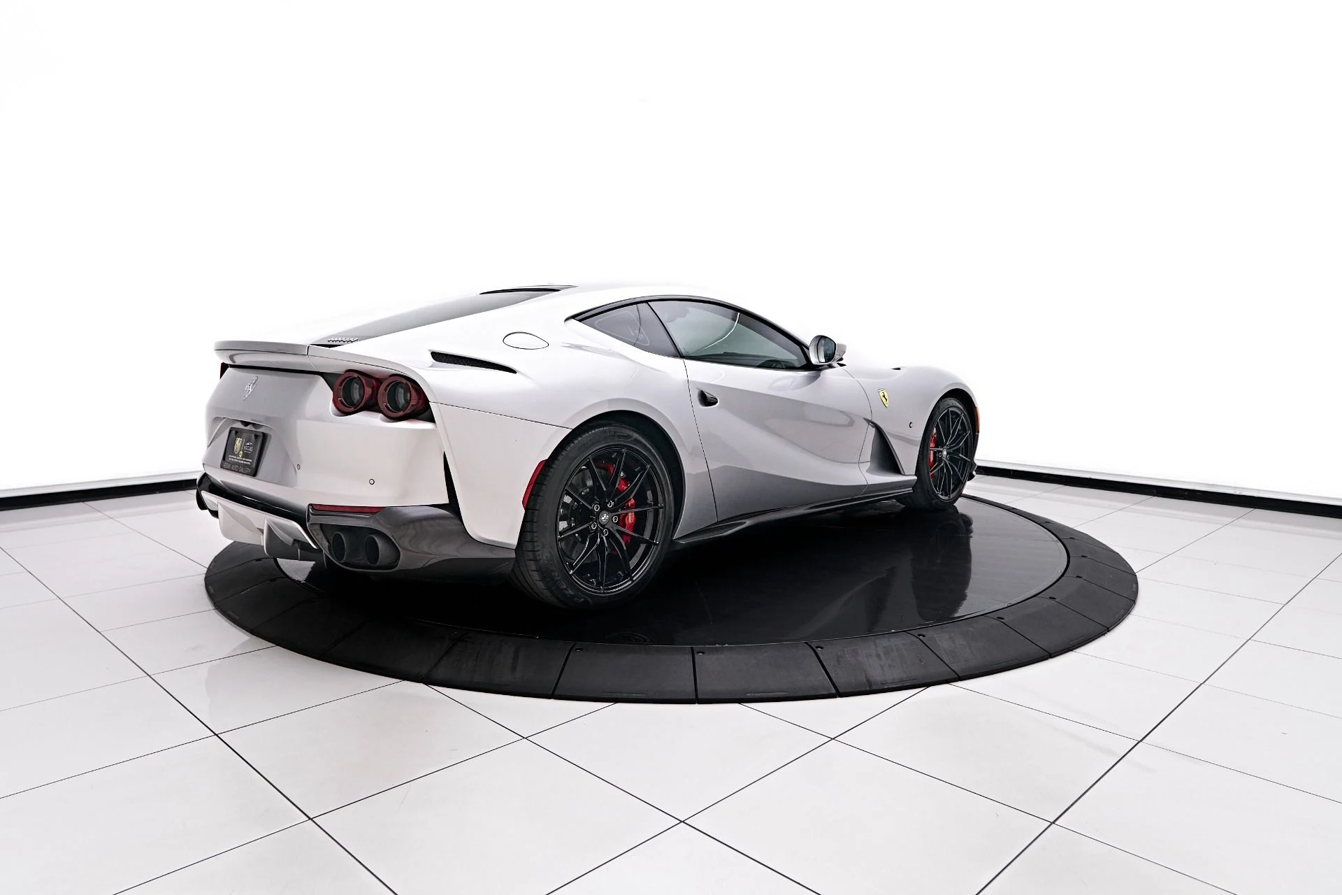 mph014_1379997356_Used_2020_Ferrari_812_Superfast_Base_1753754444_a7a4540d3e