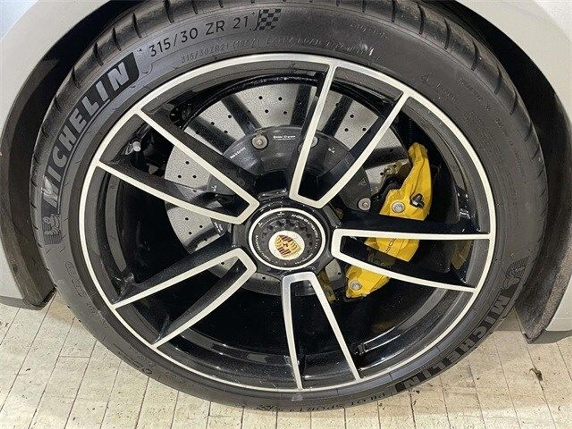 mph014_1398749146_1be6eb50b2e3bad0ae1f240ebc953078x_76f6b1d545