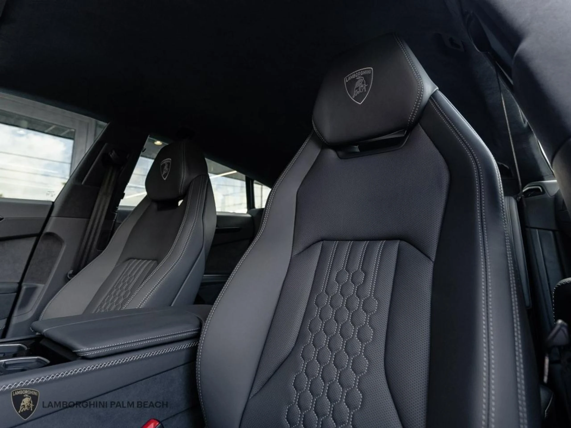 mph014_14013429_64360717597928a071da41e24f1ca0f1_f2a203e902