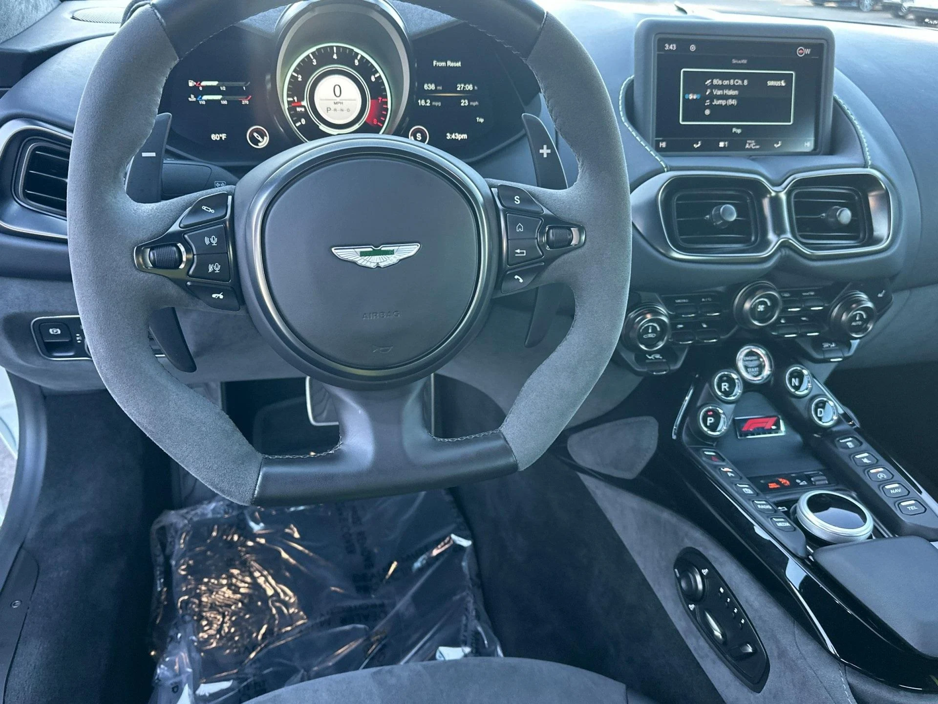 mph014_1413887591_Used_2022_Aston_Martin_Vantage_F1_Edition_1765551970_effa312064