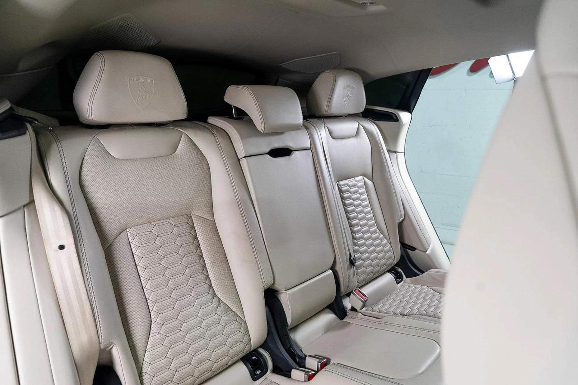 mph014_142648481_90939596fde1a2aec87737b5ad64b32e_093385a67d