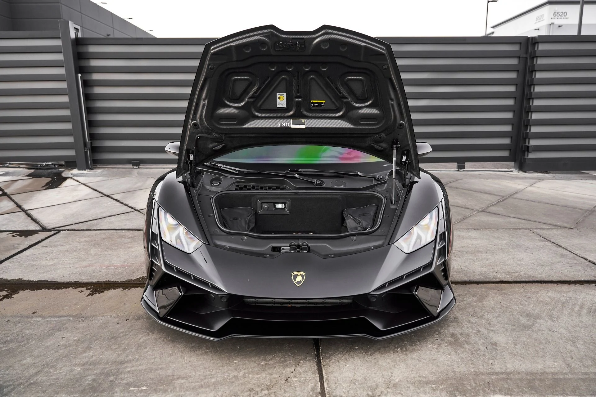 mph014_1430063647_Used_2023_Lamborghini_Huracan_Tecnica_Base_1766269006_e9ff49ee6e