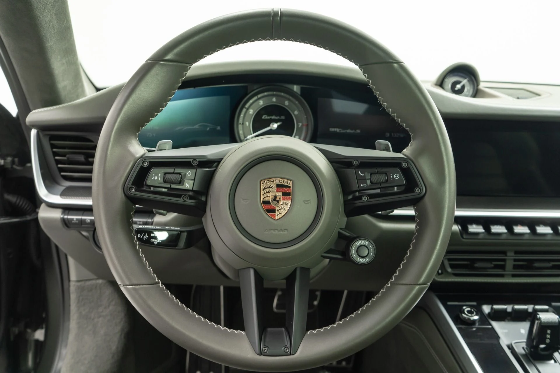 mph014_1434276984_Used_2022_Porsche_911_Turbo_S_1759528517_d718bc5aa5