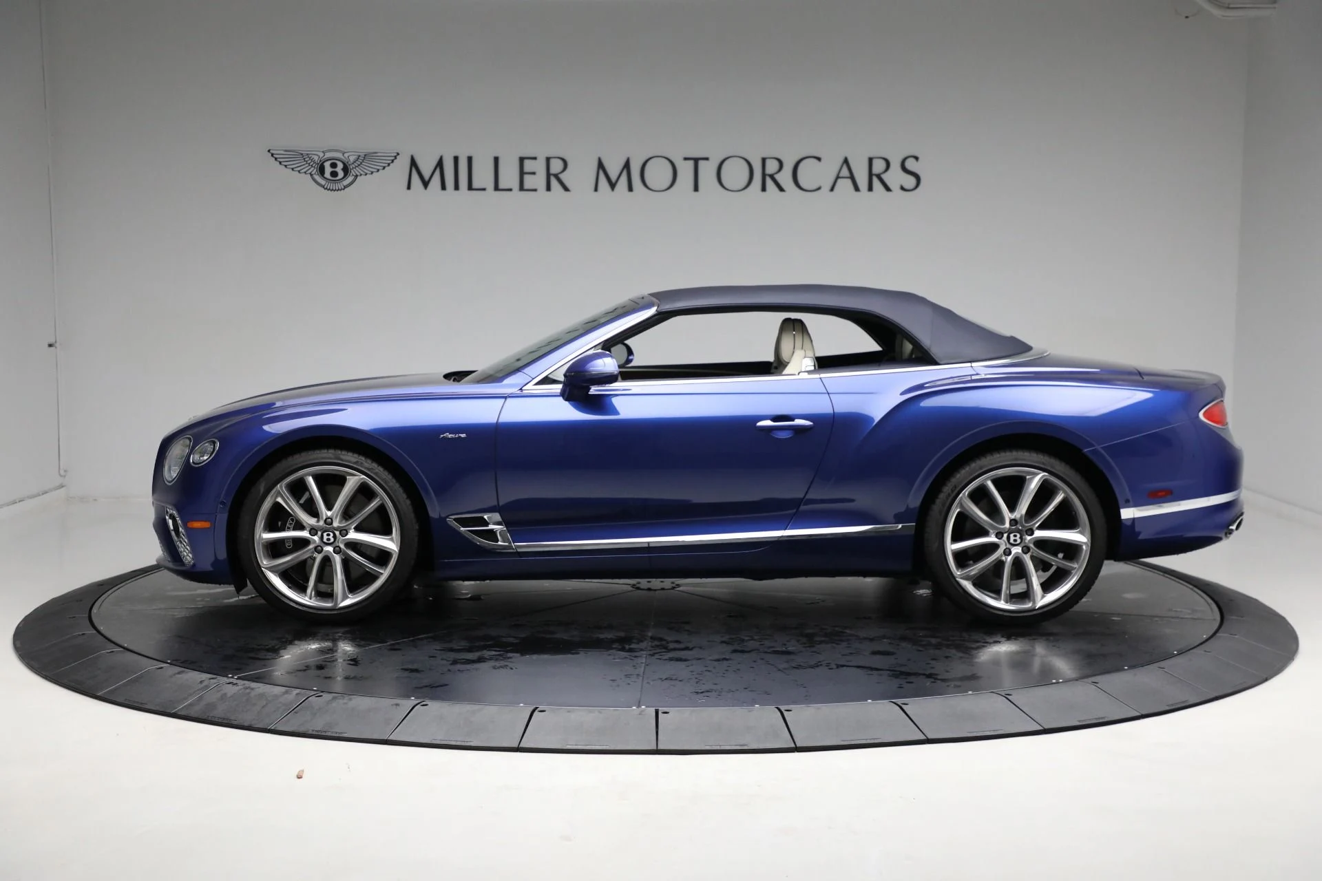 mph014_1435962738_Used_2023_Bentley_Continental_GTC_Azure_V8_6810438746