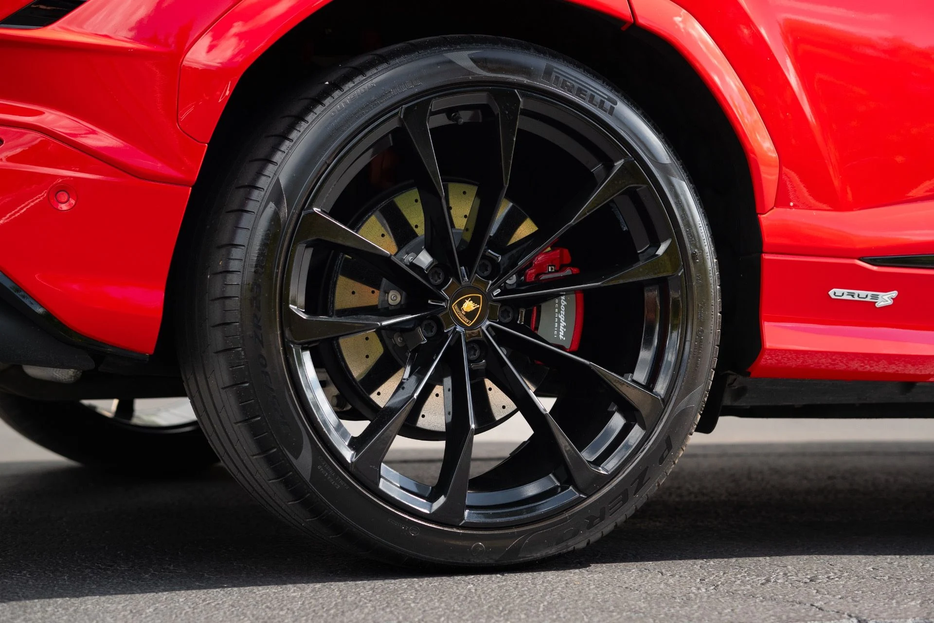 mph014_1439220752_Used_2023_Lamborghini_Urus_S_1771018679_f99dfd42ae