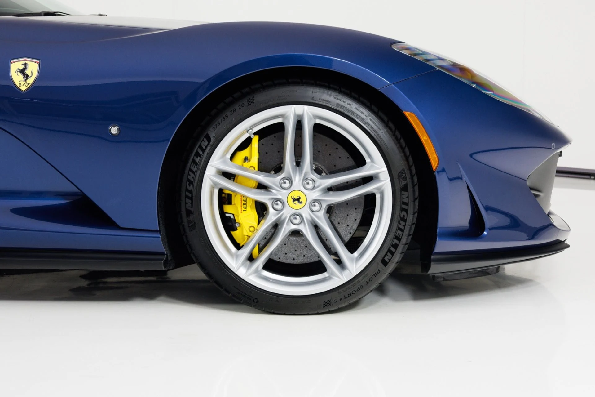 mph014_1443950076_Used_2021_Ferrari_812_GTS_1786404009_129c26972c