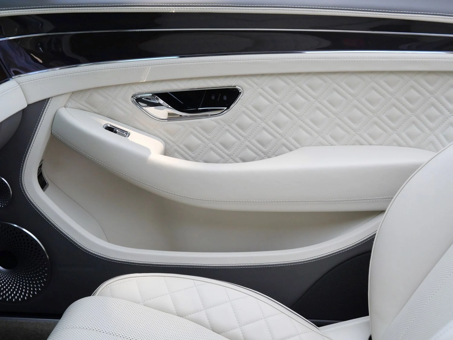 mph014_1446104126_6a9965d7d5f6bb6f13d5c07f99e0082fx_15710e8667