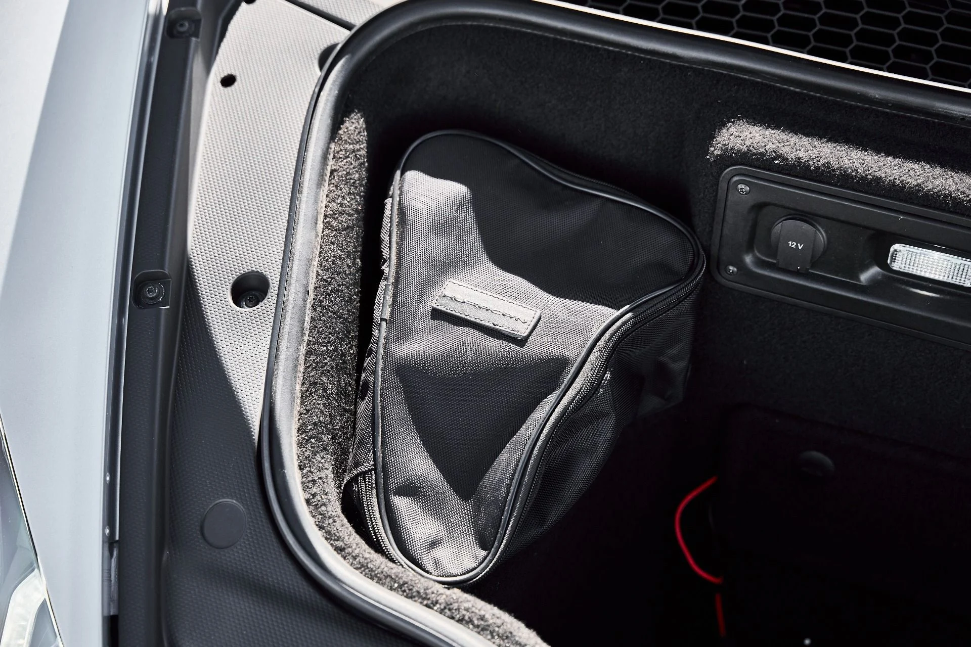 mph014_1458212373_Used_2023_Lamborghini_Huracan_Tecnica_Base_1777013665_b6d25f0b52