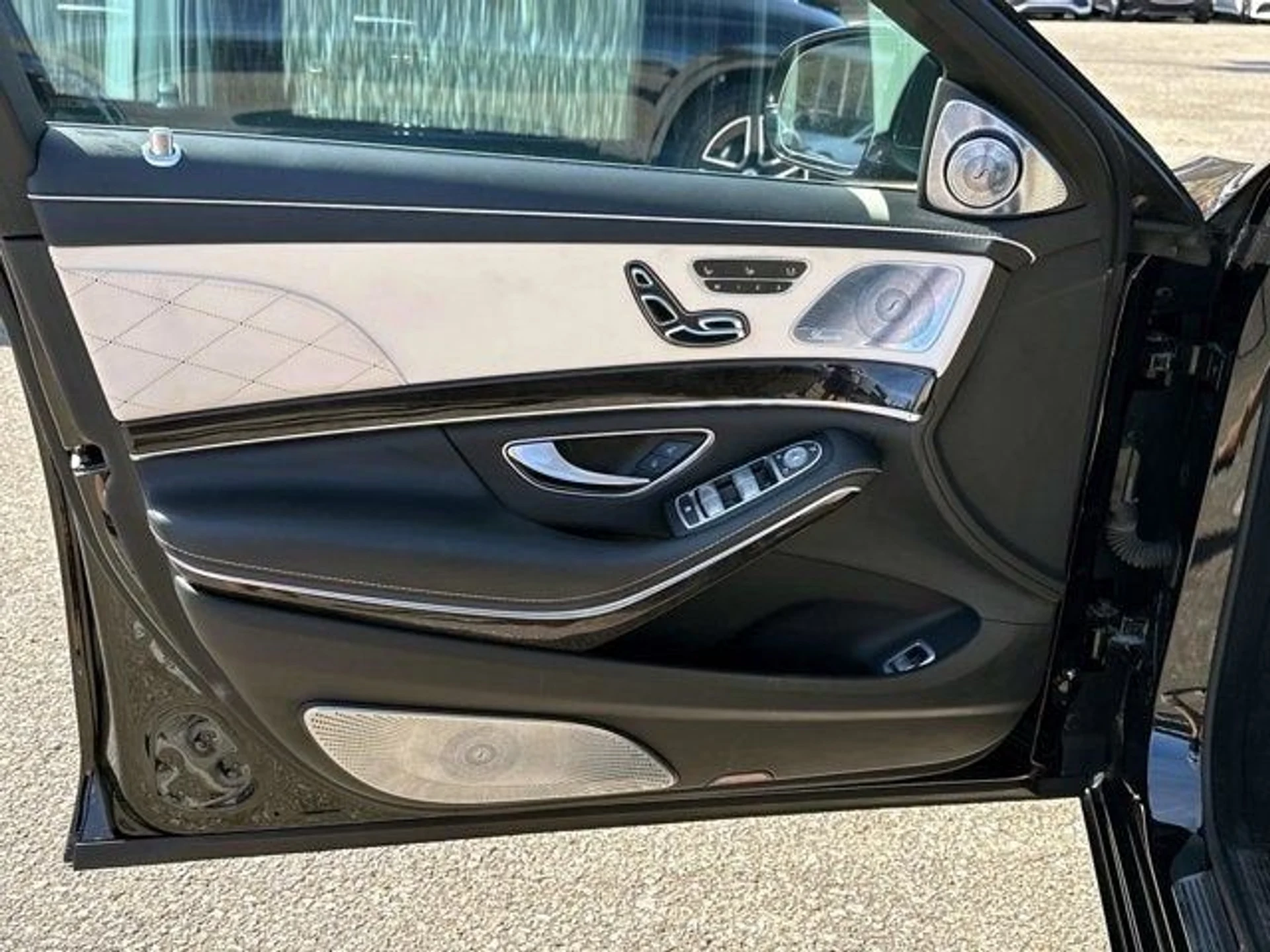 mph014_1460506983_15_a6976f35a1