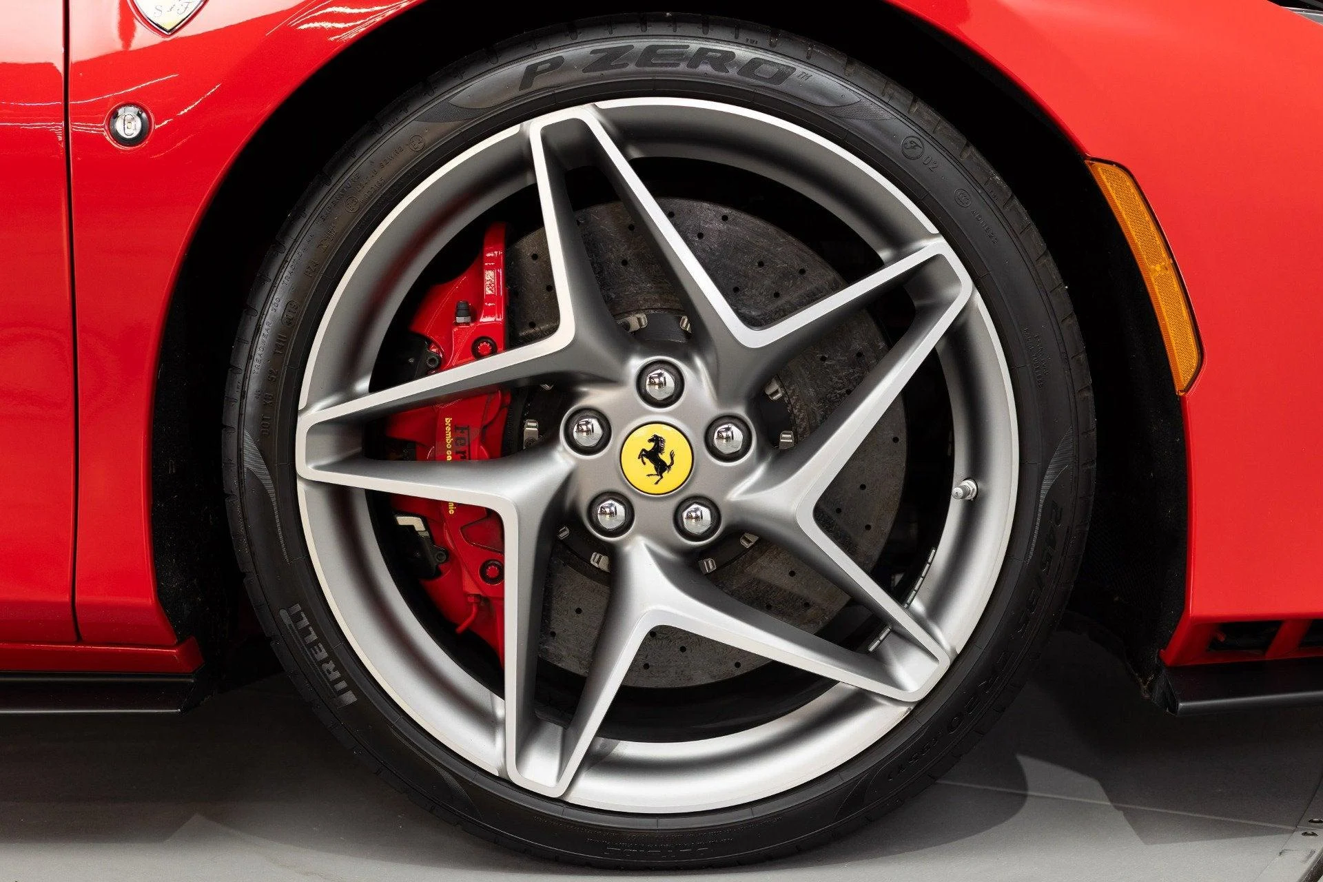 mph014_146749946_Used_2020_Ferrari_F8_Tributo_1777367277_b2de4930df