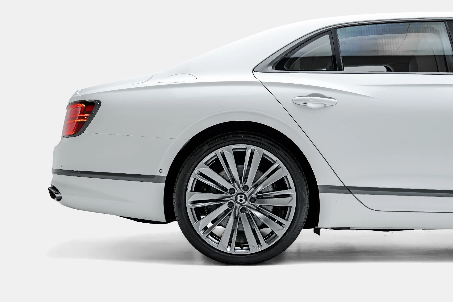 mph014_1467942639_Used_2024_Bentley_Flying_Spur_Speed_1793378262_d9edf917d5