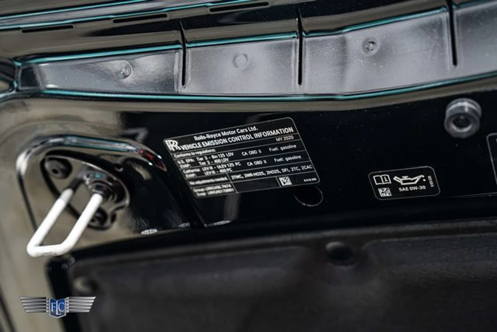 mph014_1484796807_used_2020_rolls_royce_phantom_extendedwheelbasesedan_9689_23087575_19_640_e588d0c529