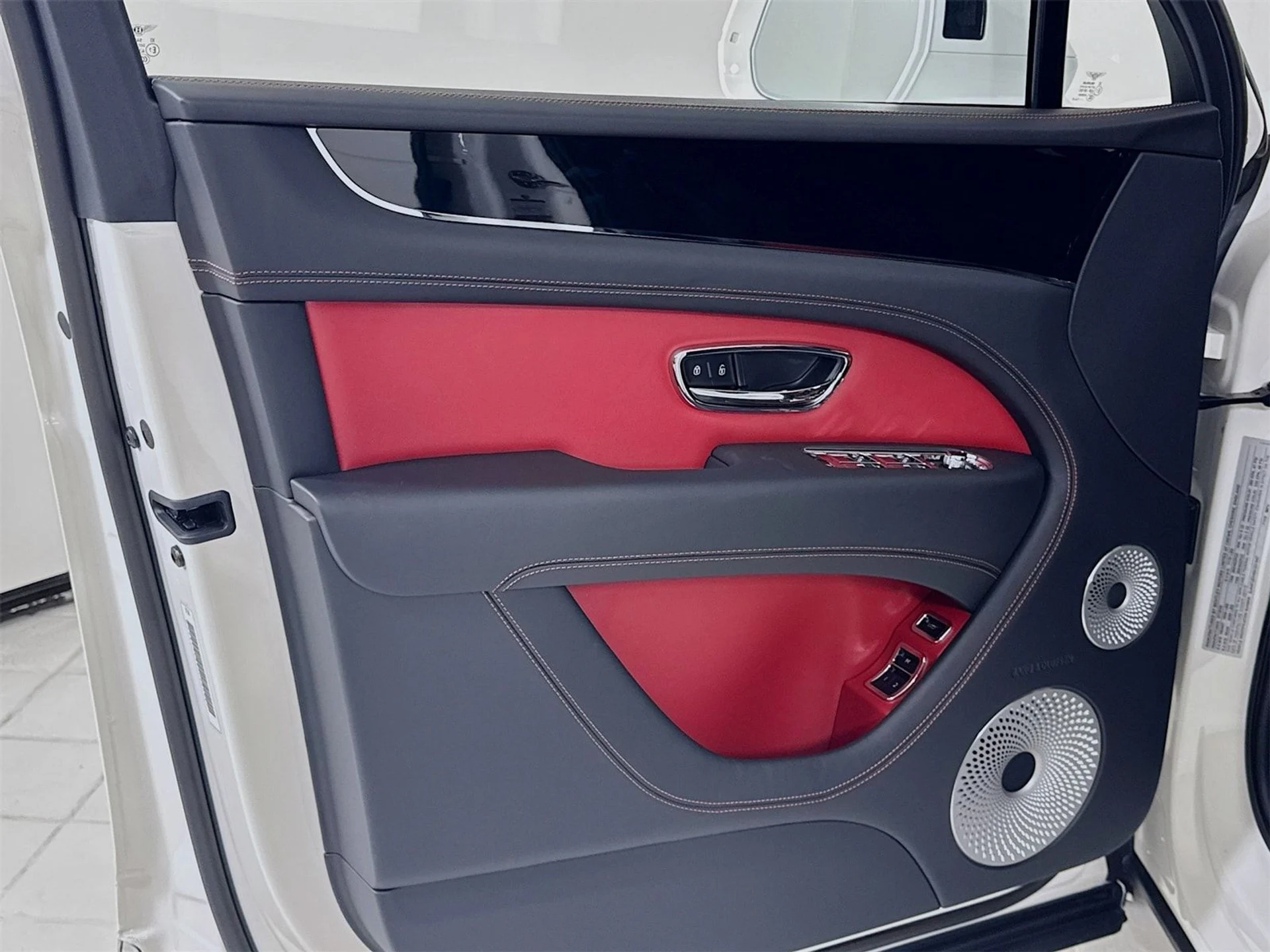 mph014_1489799749_d528d0439ee13f9a92e220ddb3510b9cx_5a051cb08a