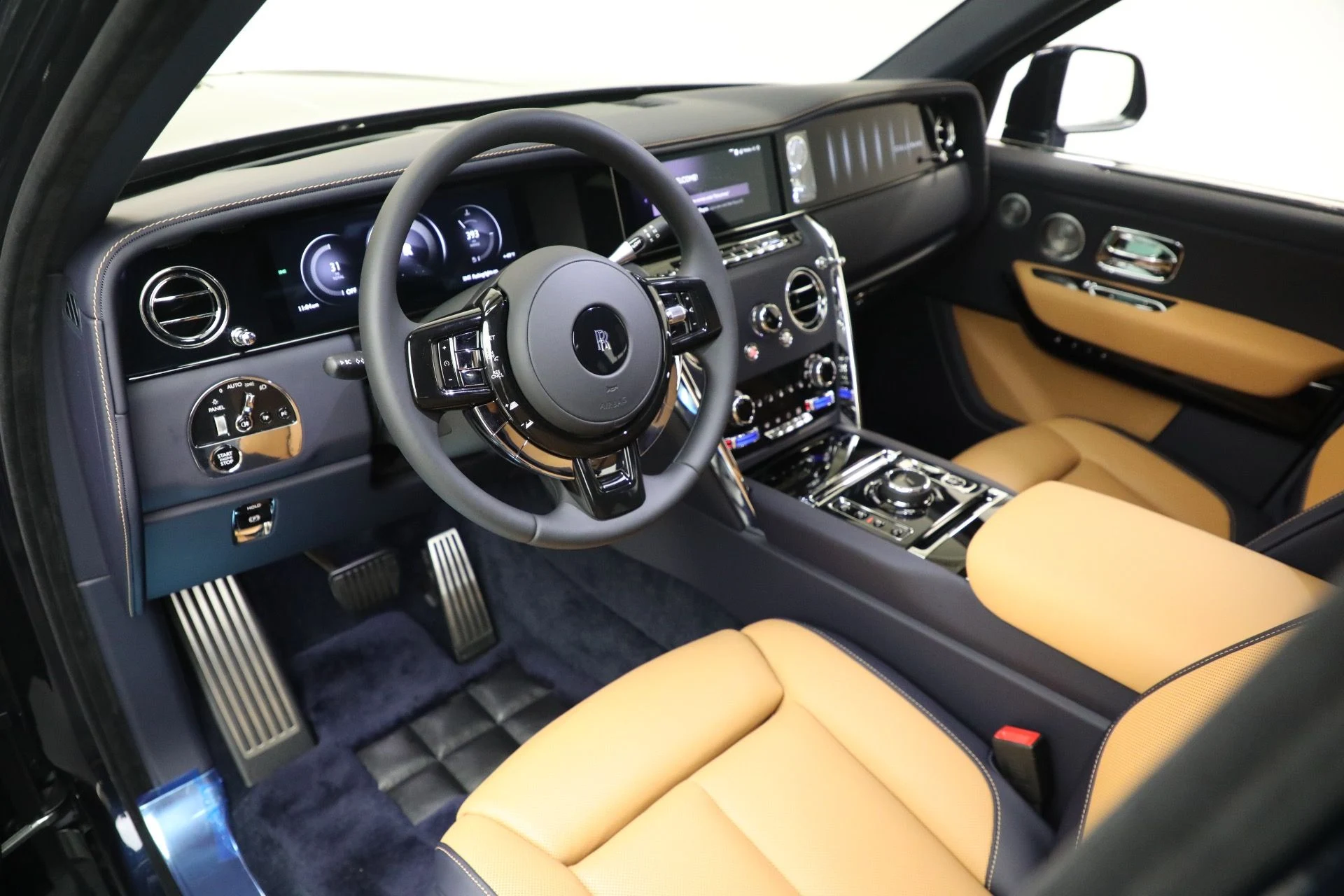 mph014_1493514334_New_2026_Rolls_Royce_Cullinan_5b8fcb7292