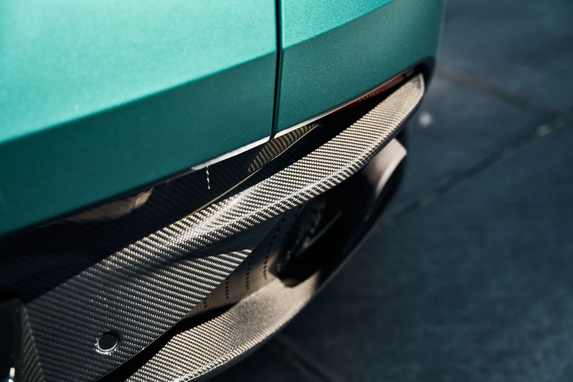 mph014_149433638_Used_2024_Aston_Martin_DB_12_1784769365_4073aca4ed