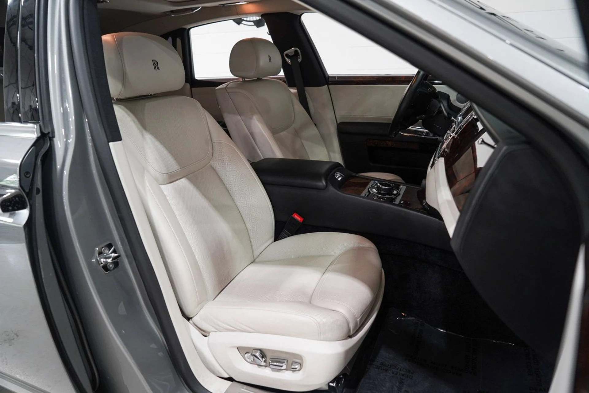 mph014_1499834678_526a079a2fff42c4b6ff877f8e99709b_0e58c019d4