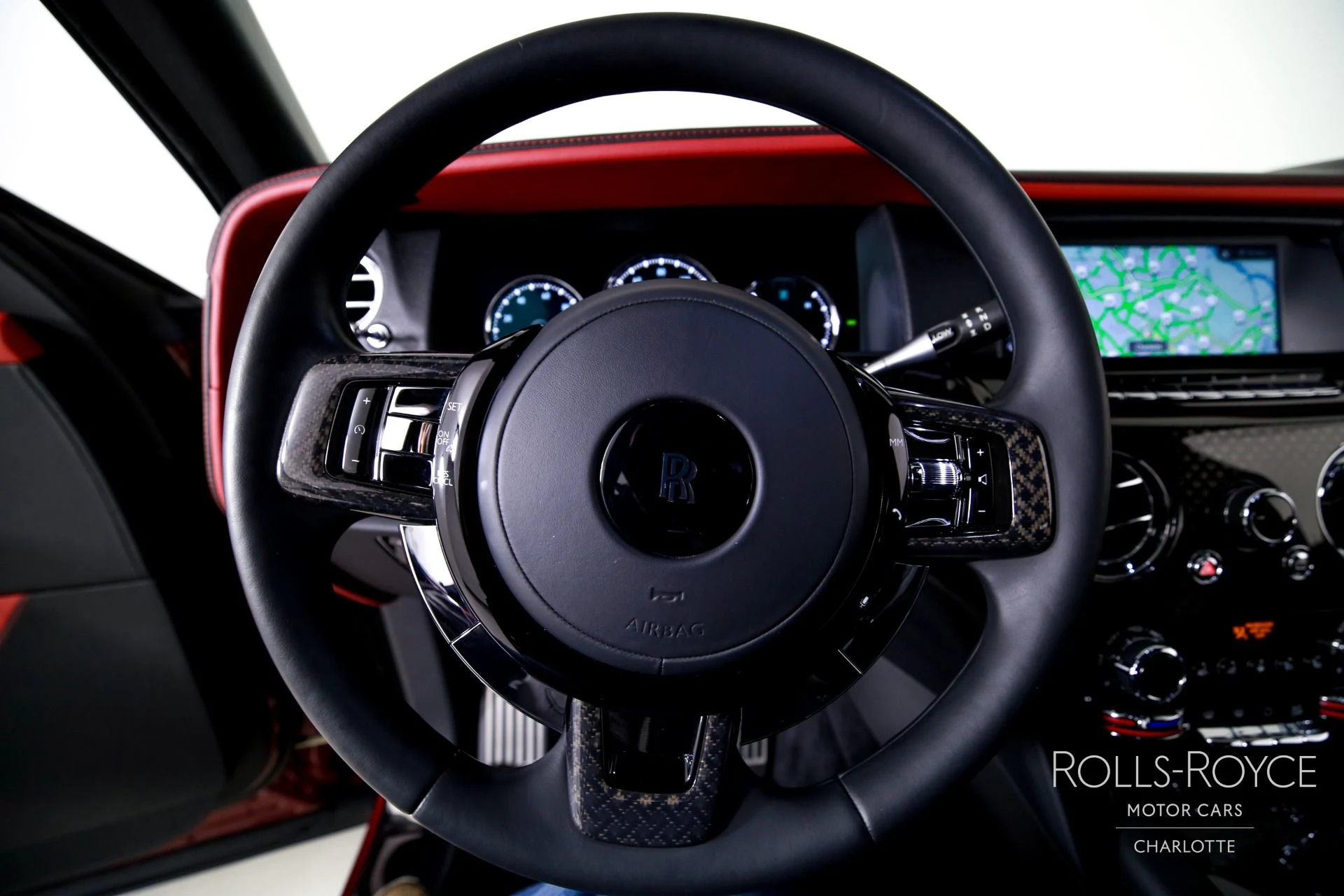 mph014_1503435267_Used_2022_Rolls_Royce_Black_Badge_Cullinan_1769449114_bbfcce3a6b