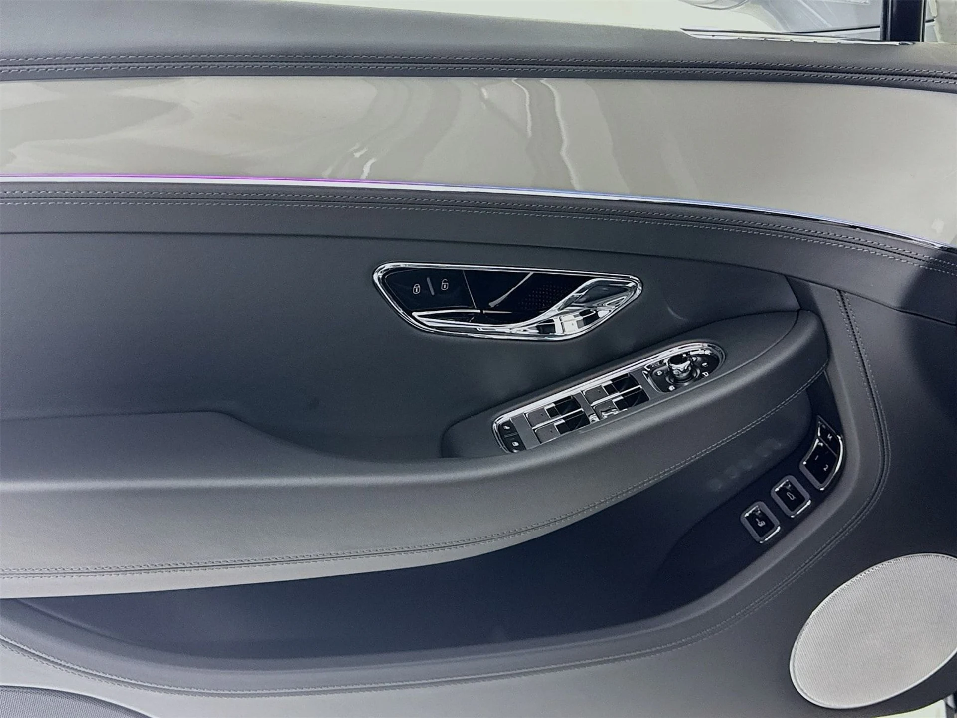 mph014_1505603023_e642d46fb31db5a12ef765cd5d144c5ex_1549b42ace