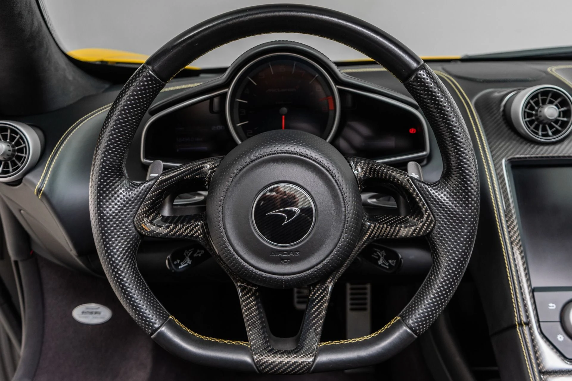 mph014_15082477_Used_2015_Mc_Laren_650_S_Spyder_1790194530_d279ffda84