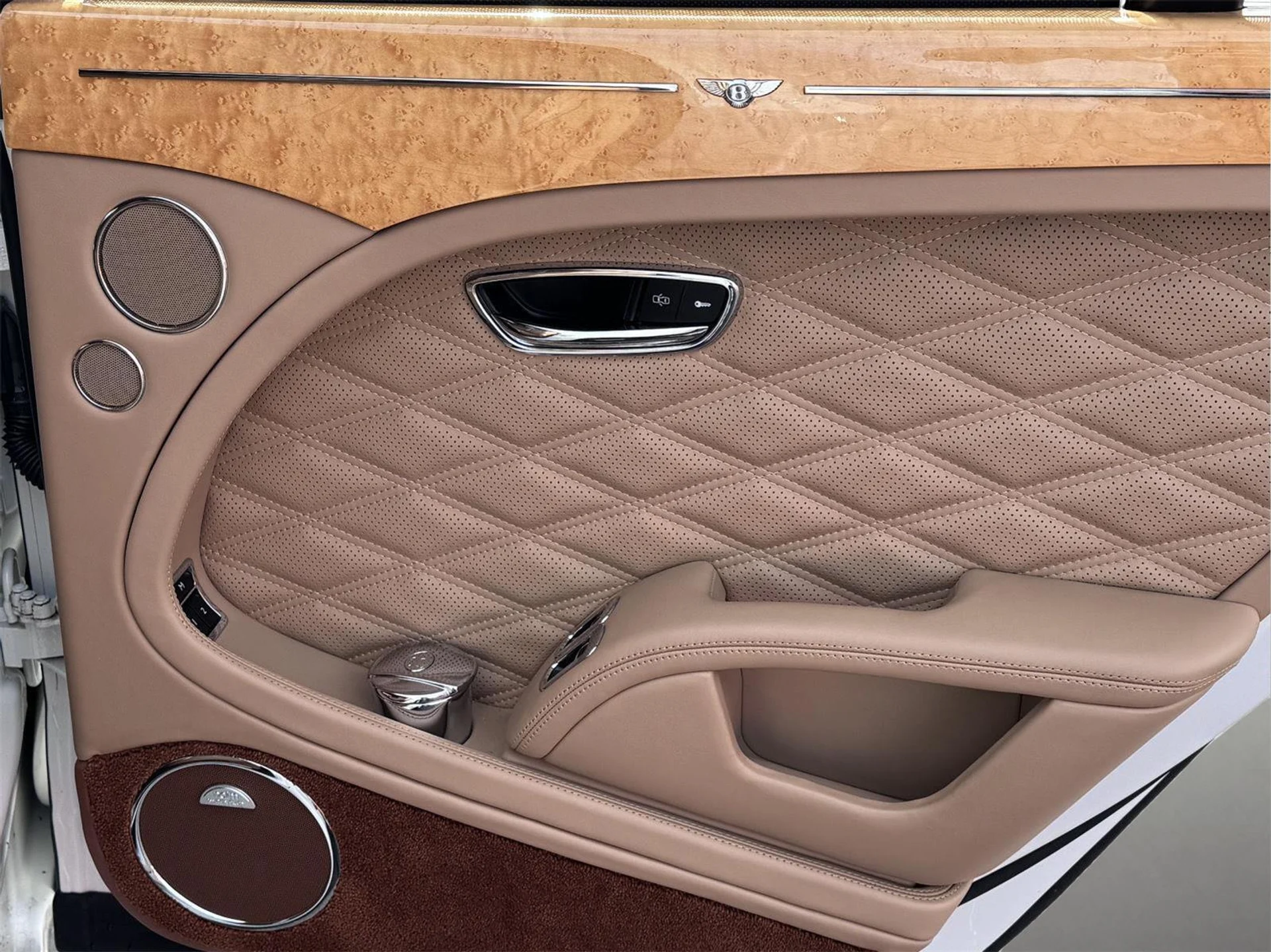 mph014_1508653163_56fd267354afcb1ae3e2e4ef42487451_e527f3fa91