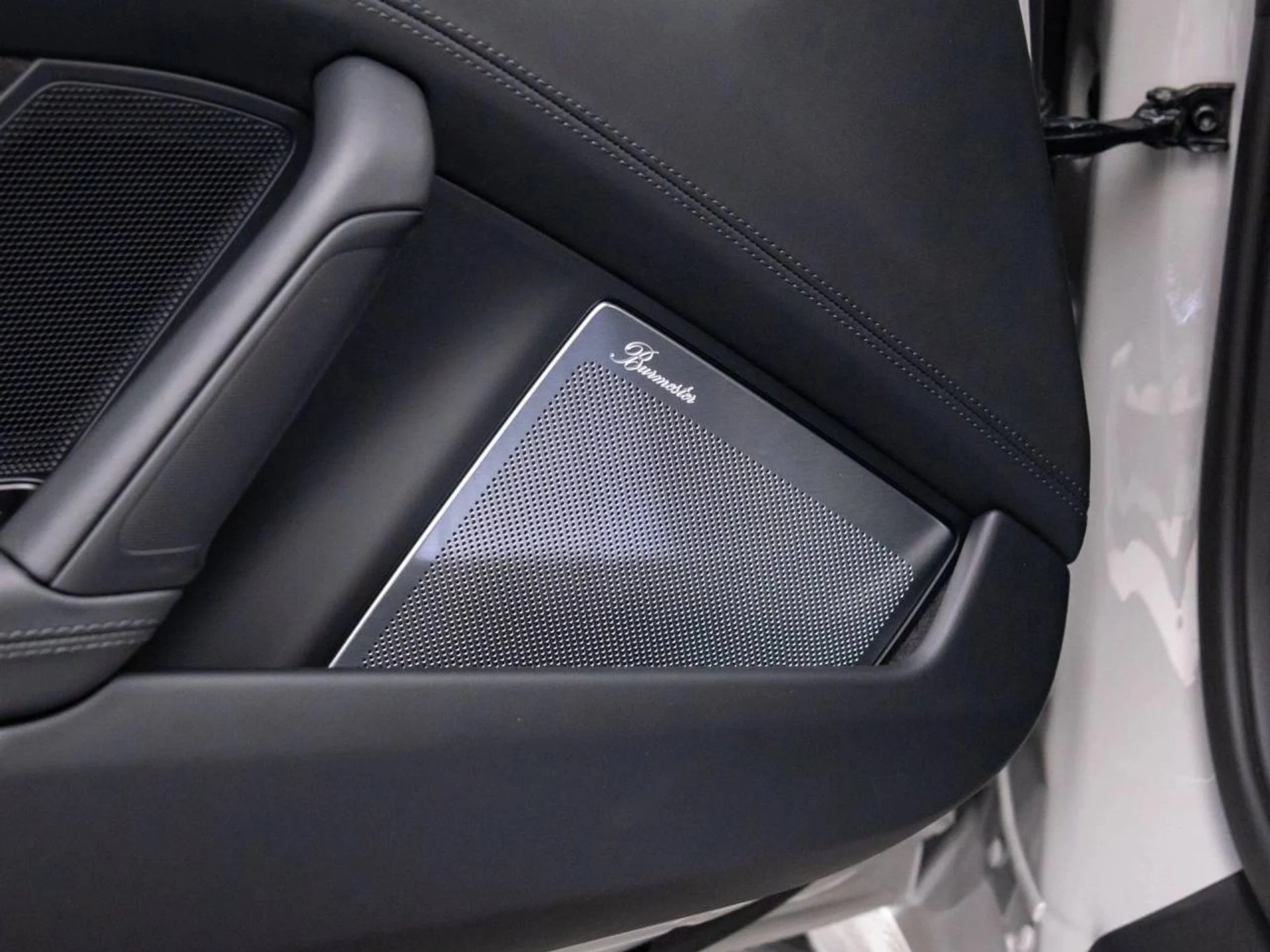 mph014_1510951371_a6ee80d0346eed0d01c077bf94bf632ex_87bdfb3c4d