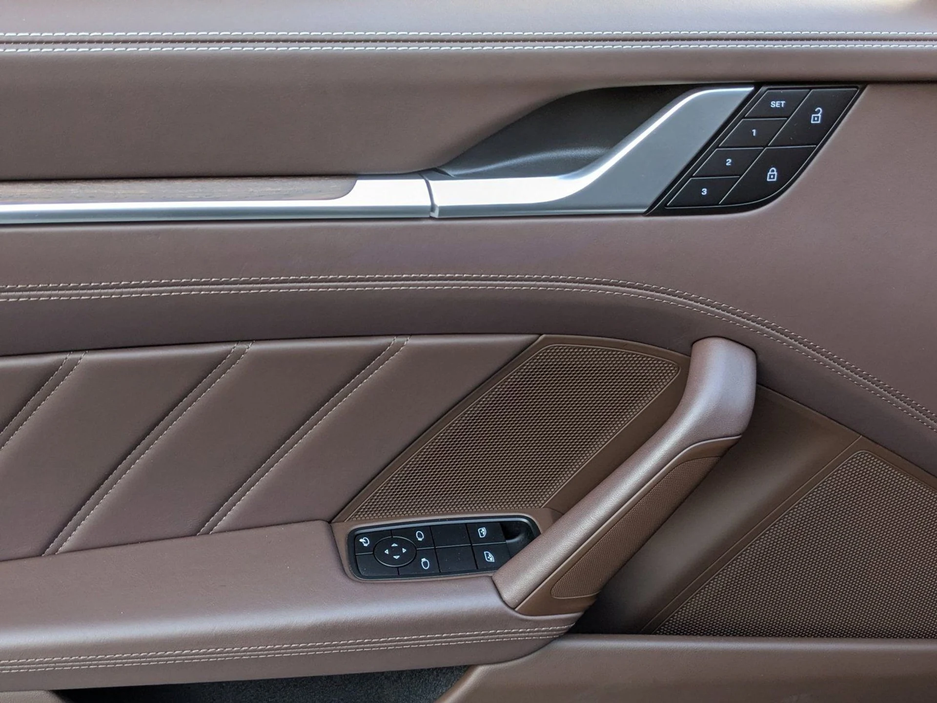 mph014_1511507820_6ca41ad39a394a53fff43d96ed234c99x_026b0343c0