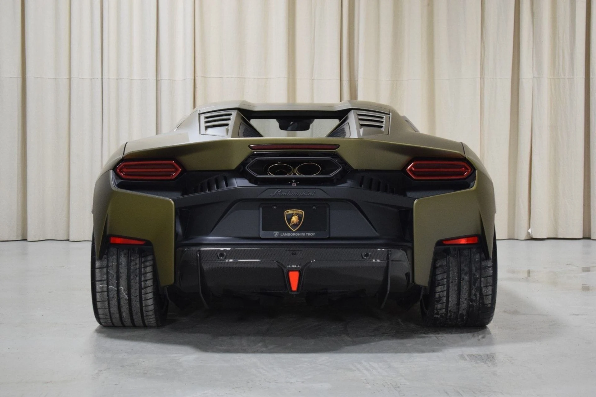 mph014_1518988650_ede720bd60f3593b403807162c705861x_a1df82af44